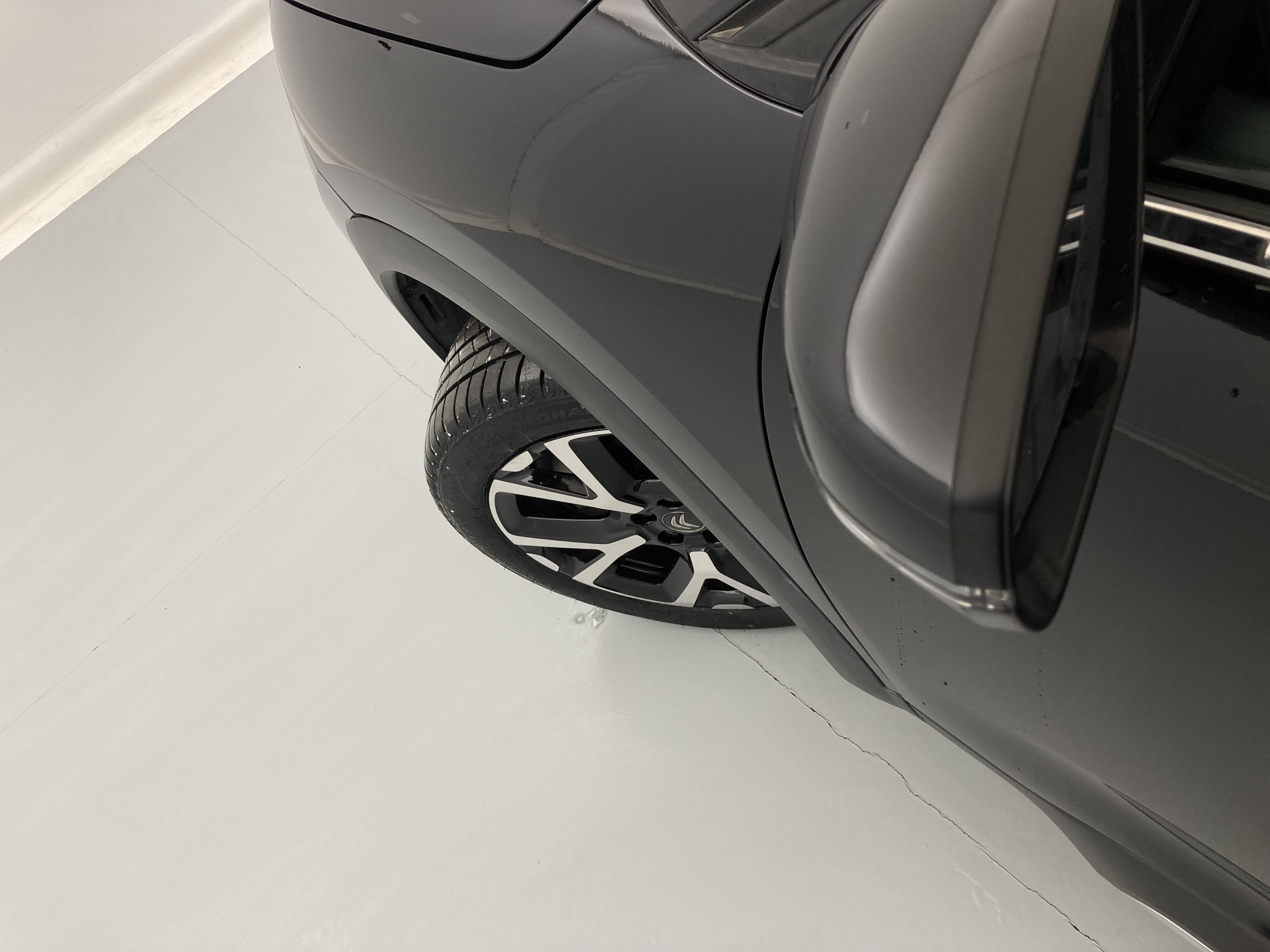 citroen c5 aircross shine 1.6 PURETECH HYBRID 225 E-EAT 2022 negro perla nera 32