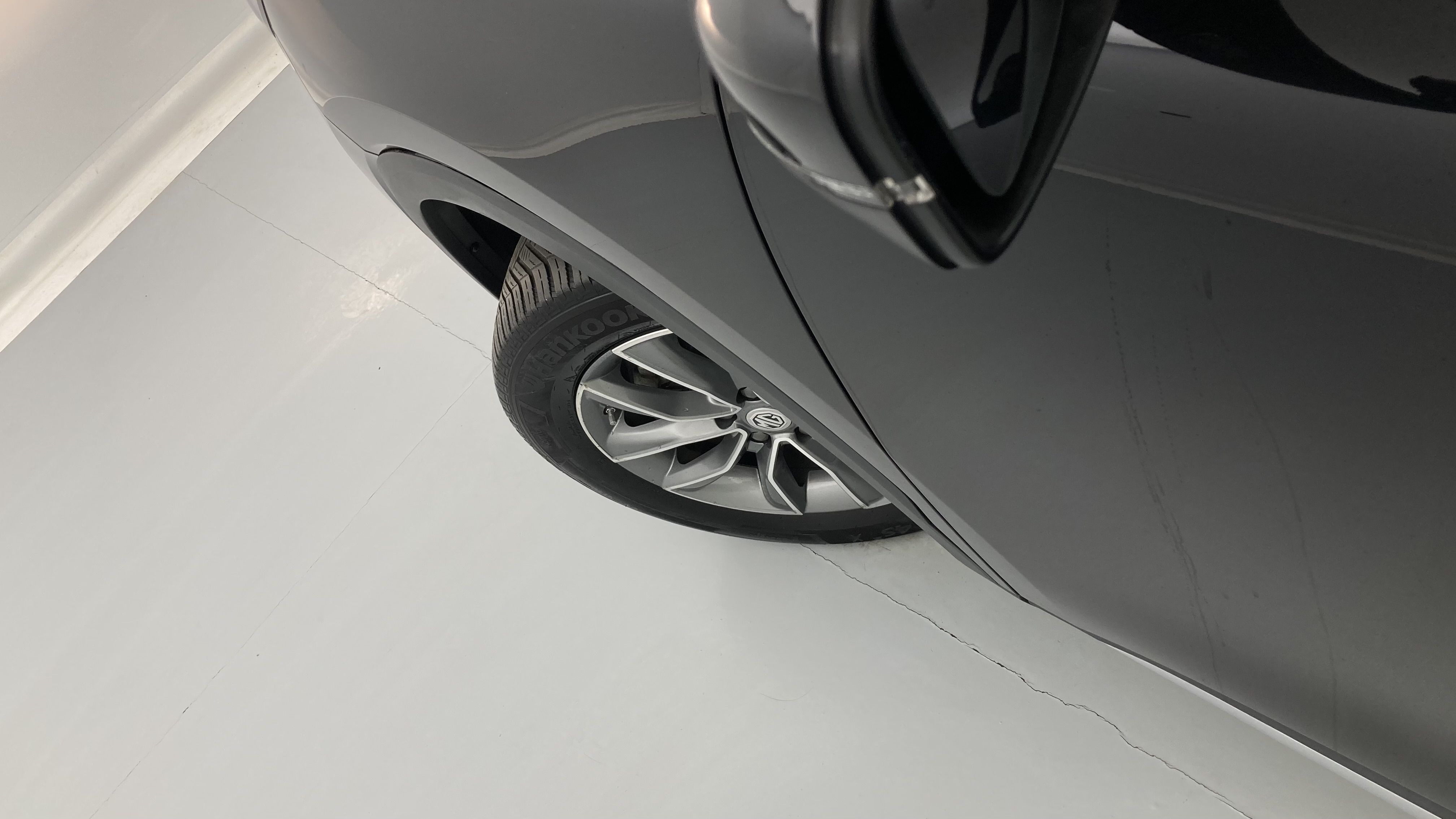 mg hs comfort 1.5 T-GDI 162 AT 2023 pebble black - pbc 31