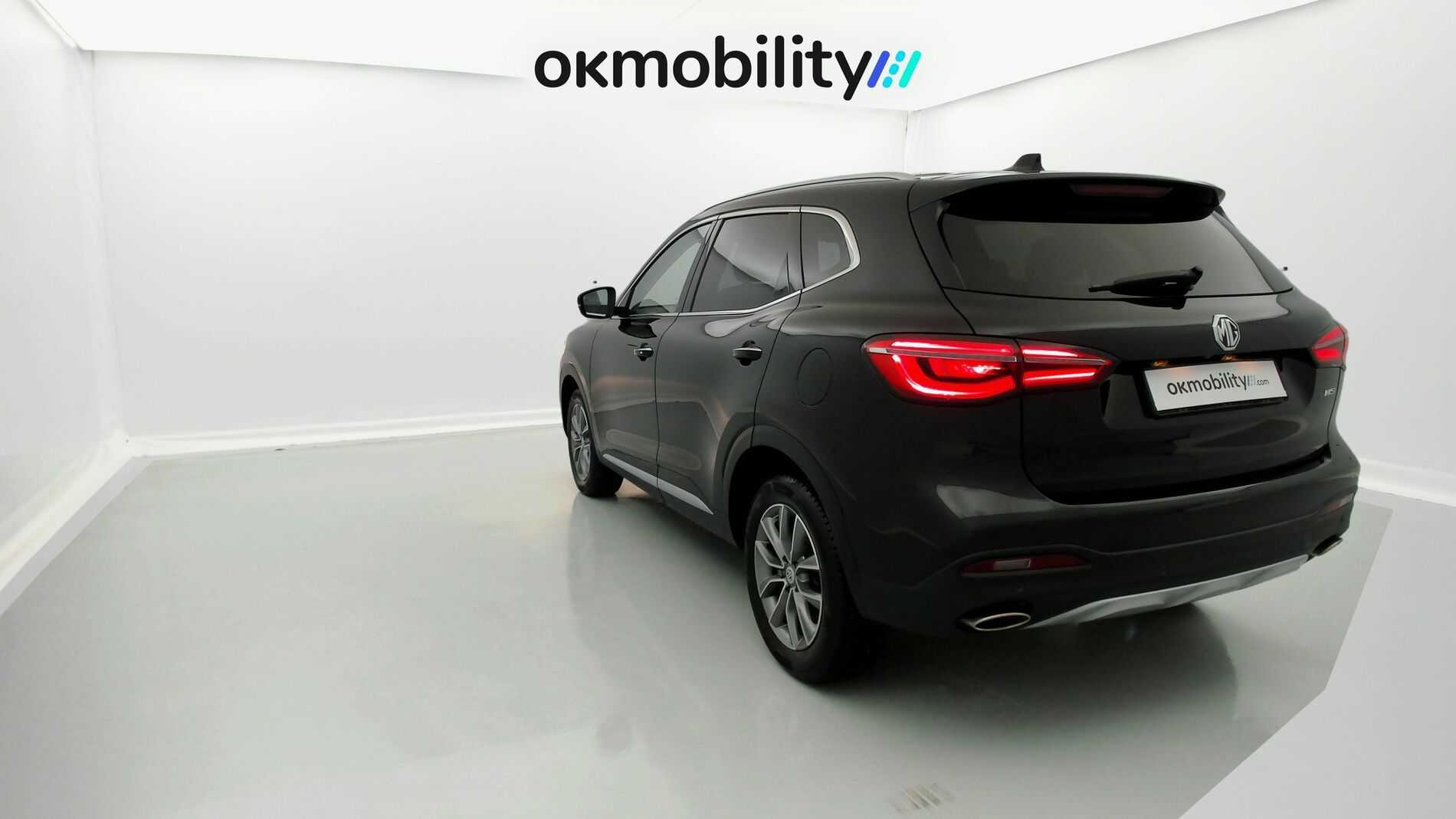 mg hs comfort 1.5 T-GDI 162 AT 2023 pebble black - pbc 9