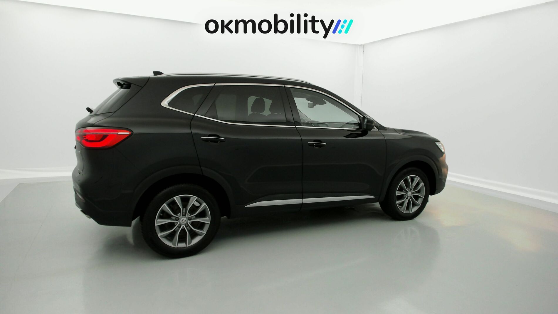 mg hs comfort 1.5 T-GDI 162 AT 2023 pebble black - pbc 12