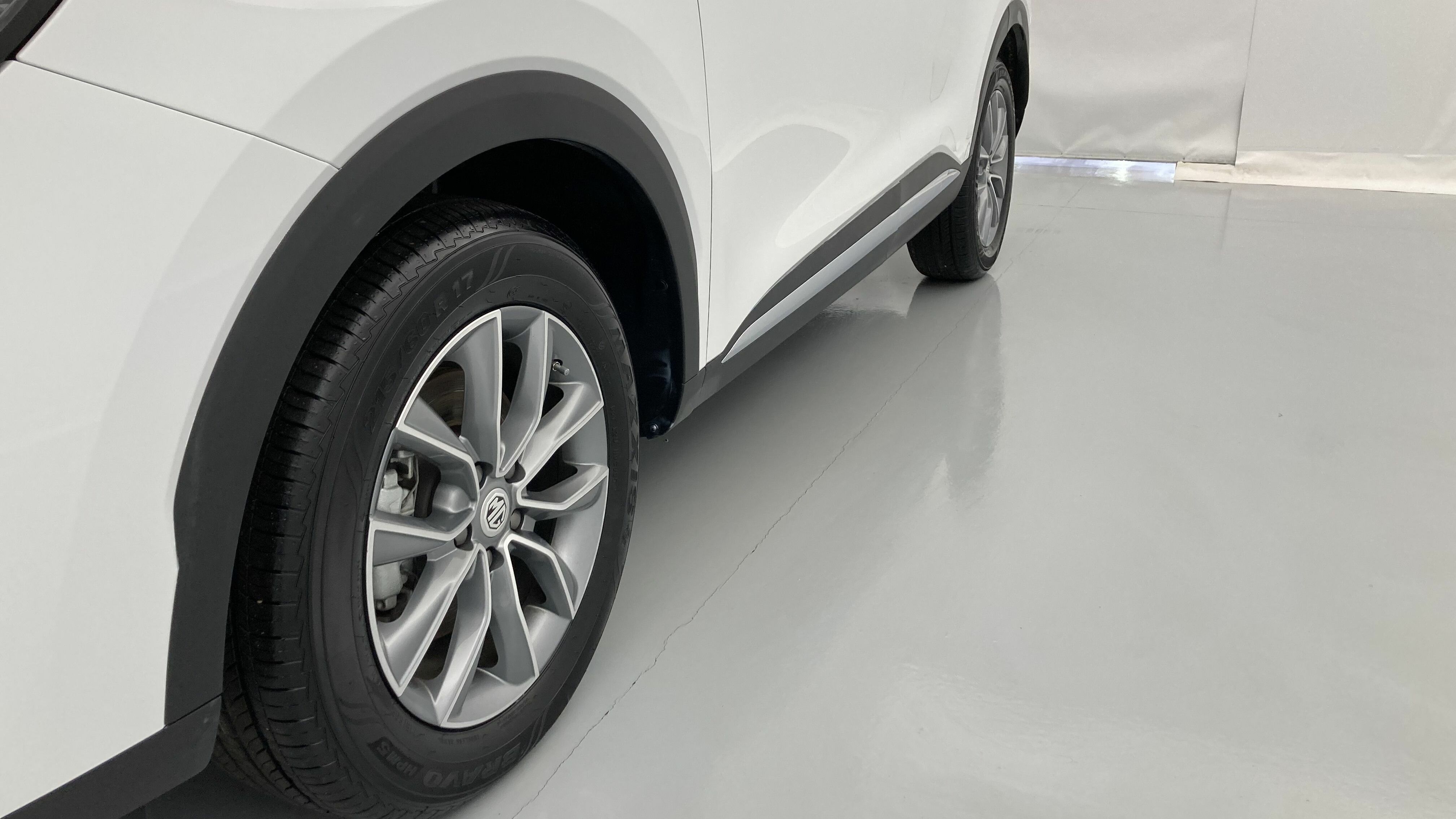 mg hs comfort 1.5 T-GDI 162 2023 dover white - wsb 25