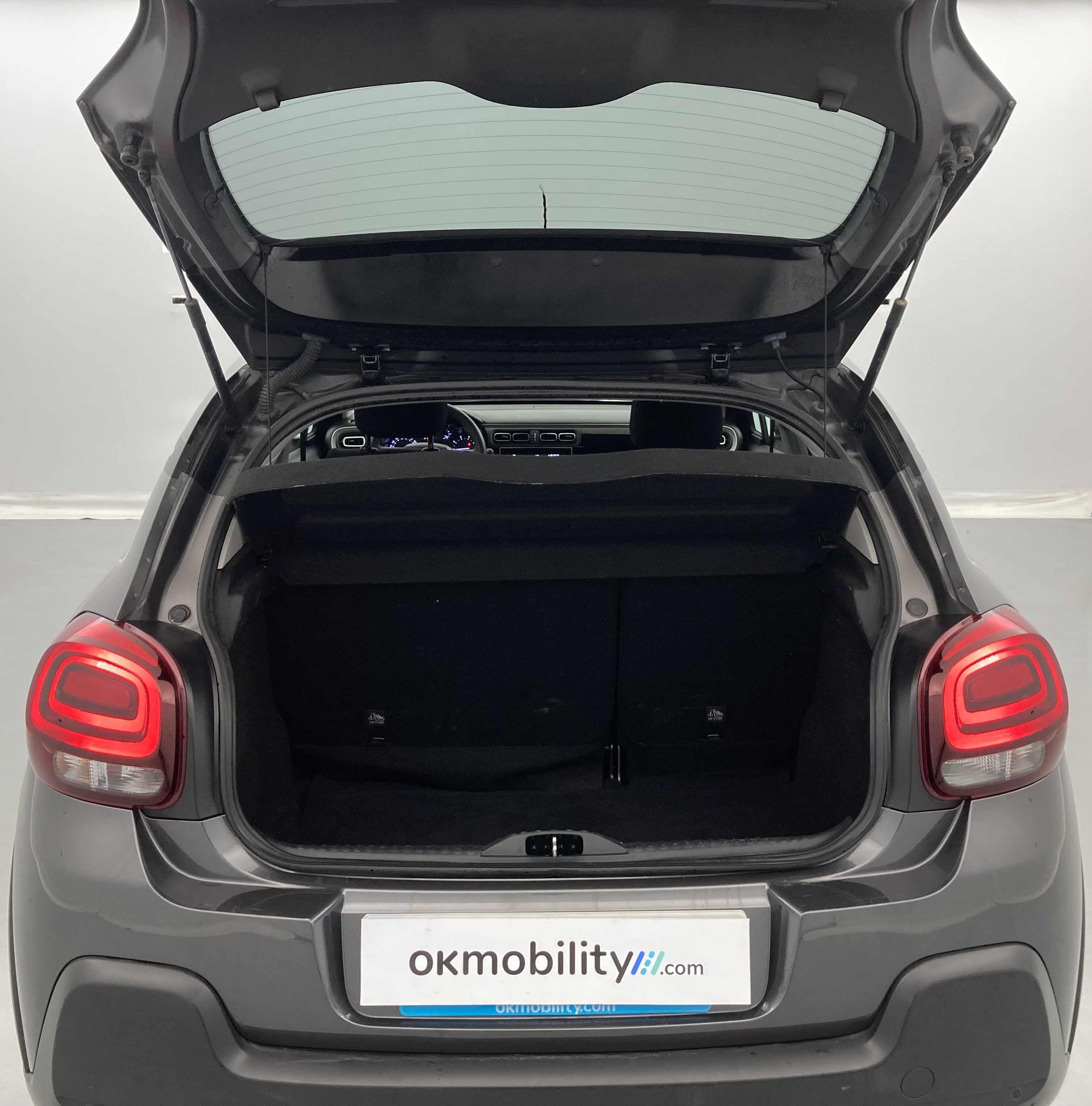 citroen c3 origin max 1.2 PURETECH 83 2024 gris platino 23