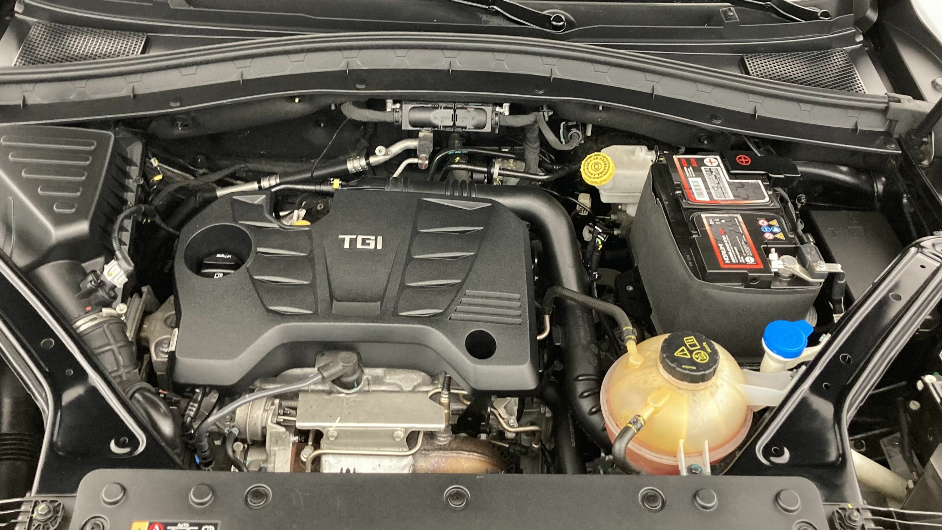 mg hs comfort 1.5 T-GDI 162 AT 2023 pebble black - pbc 25