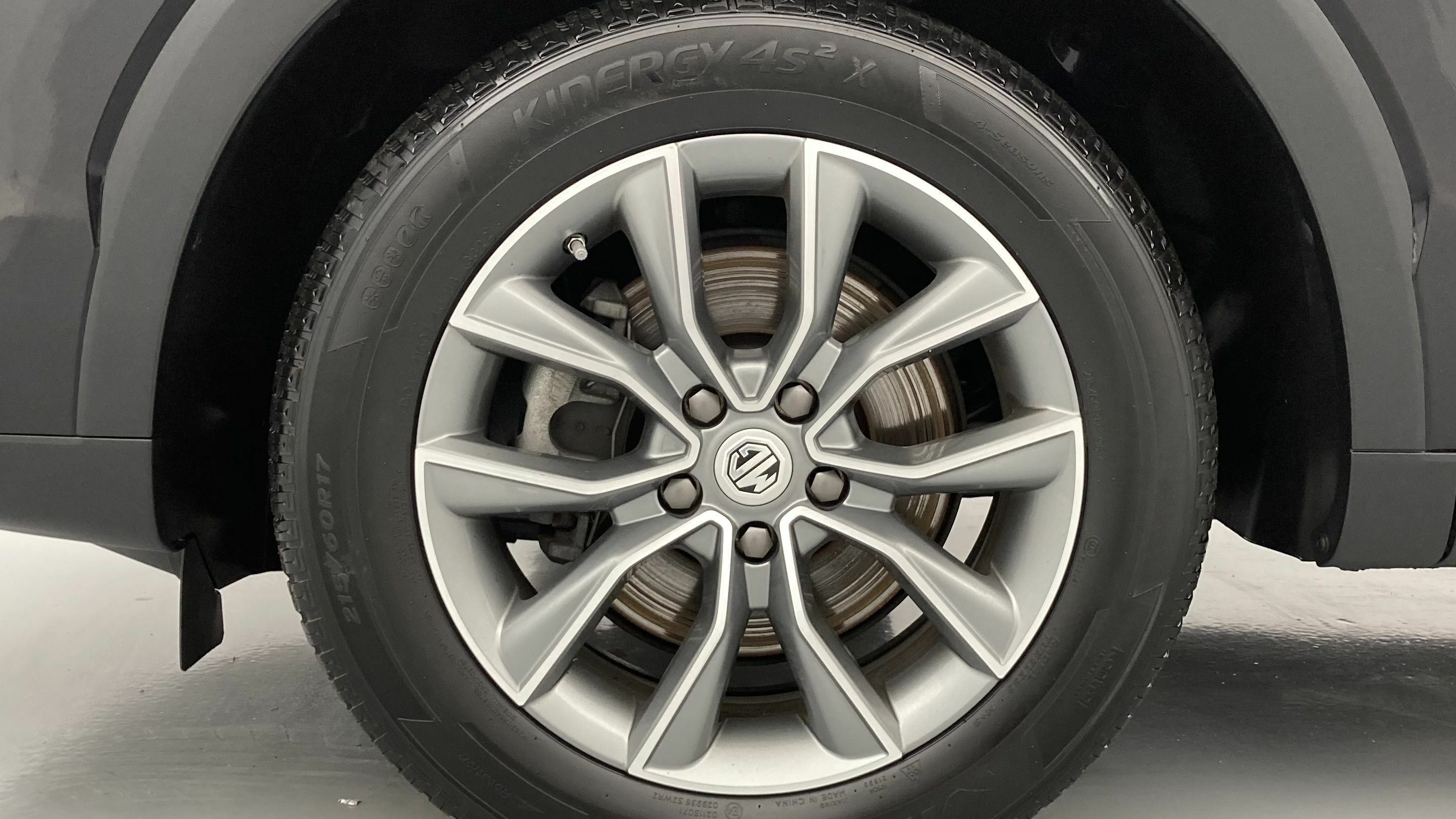 mg hs comfort 1.5 T-GDI 162 AT 2023 pebble black - pbc 27