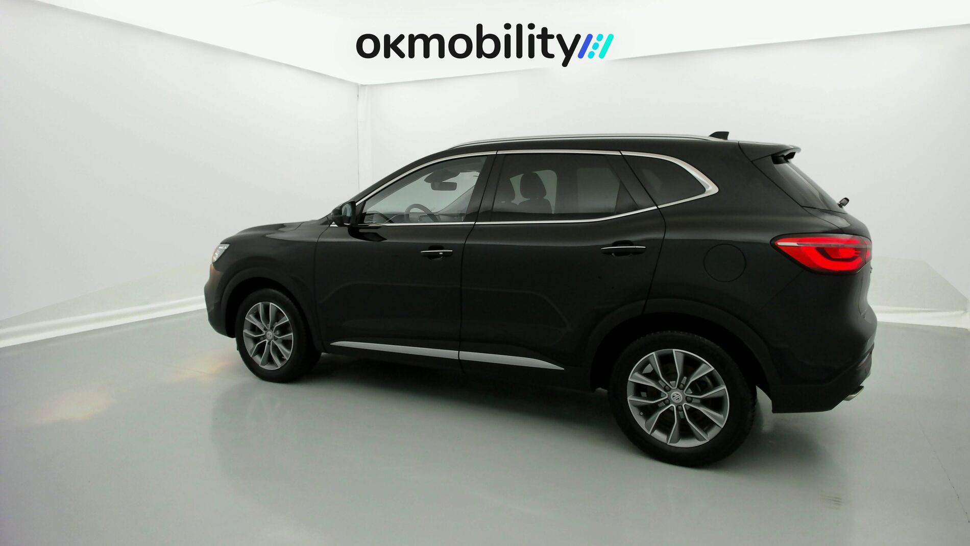 mg hs comfort 1.5 T-GDI 162 AT 2023 pebble black - pbc 8