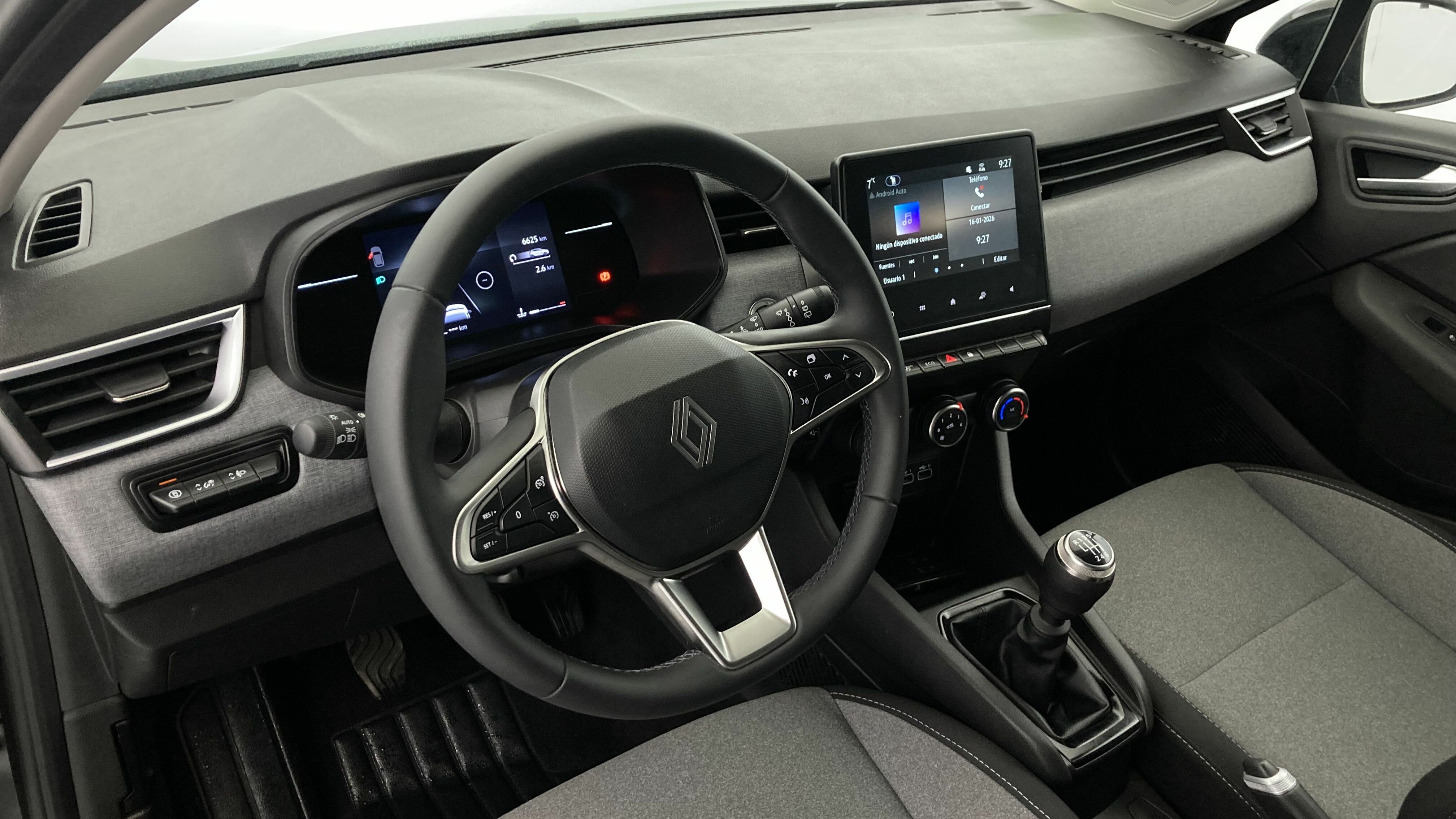 renault clio evolution 1.5 DCI 100 2025 negro brillante 14