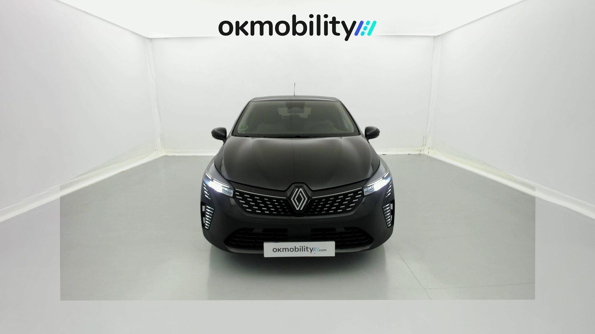 renault clio evolution 1.5 DCI 100 2025 negro brillante 3