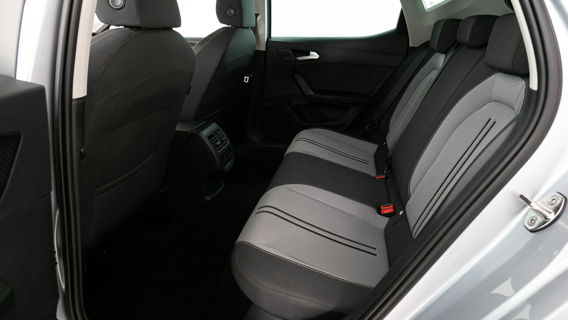 seat leon style go 1.0 TSI 110 2021 plata urban 20