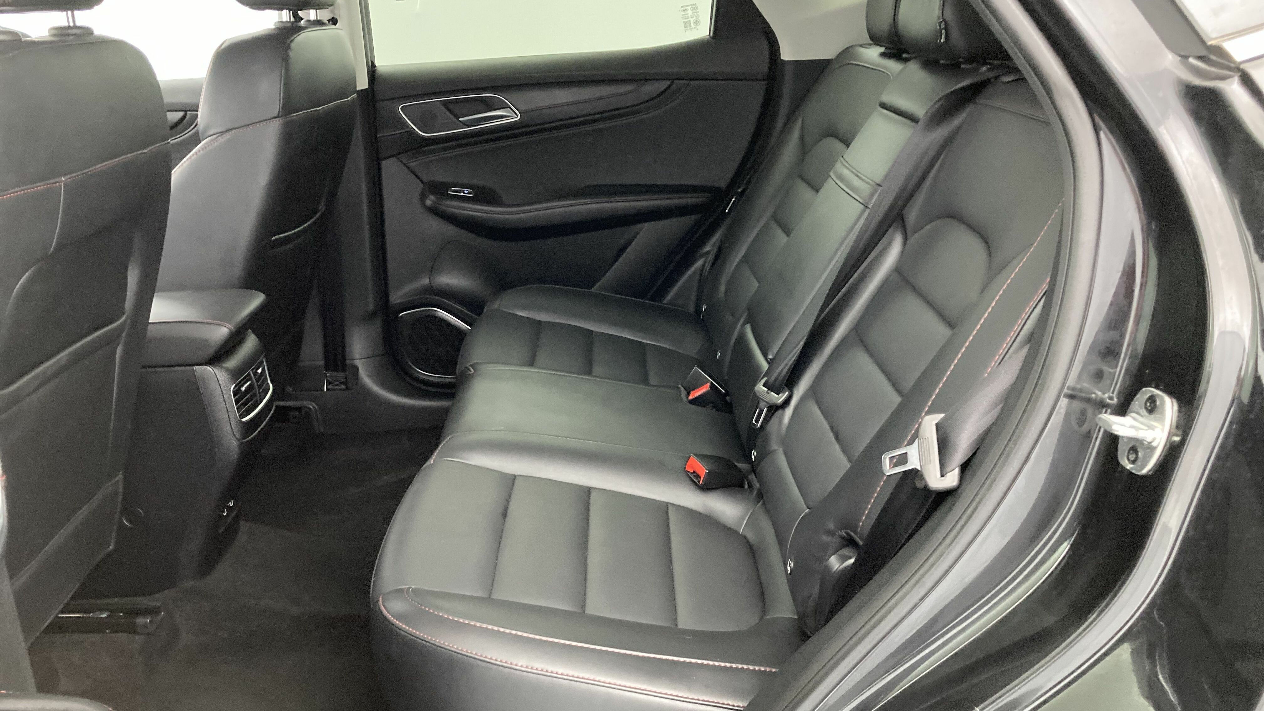 mg hs comfort 1.5 T-GDI 162 AT 2023 pebble black - pbc 21