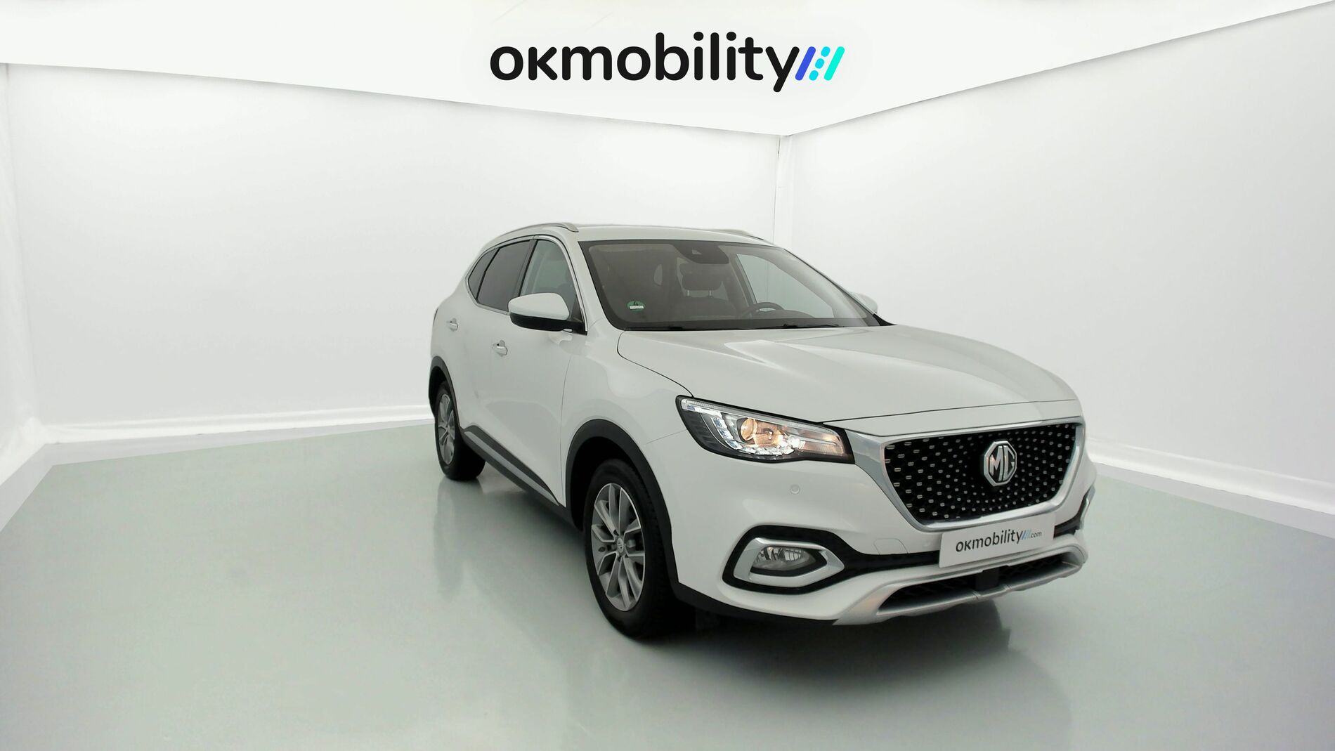 mg hs comfort 1.5 T-GDI 162 2023 dover white - wsb 3