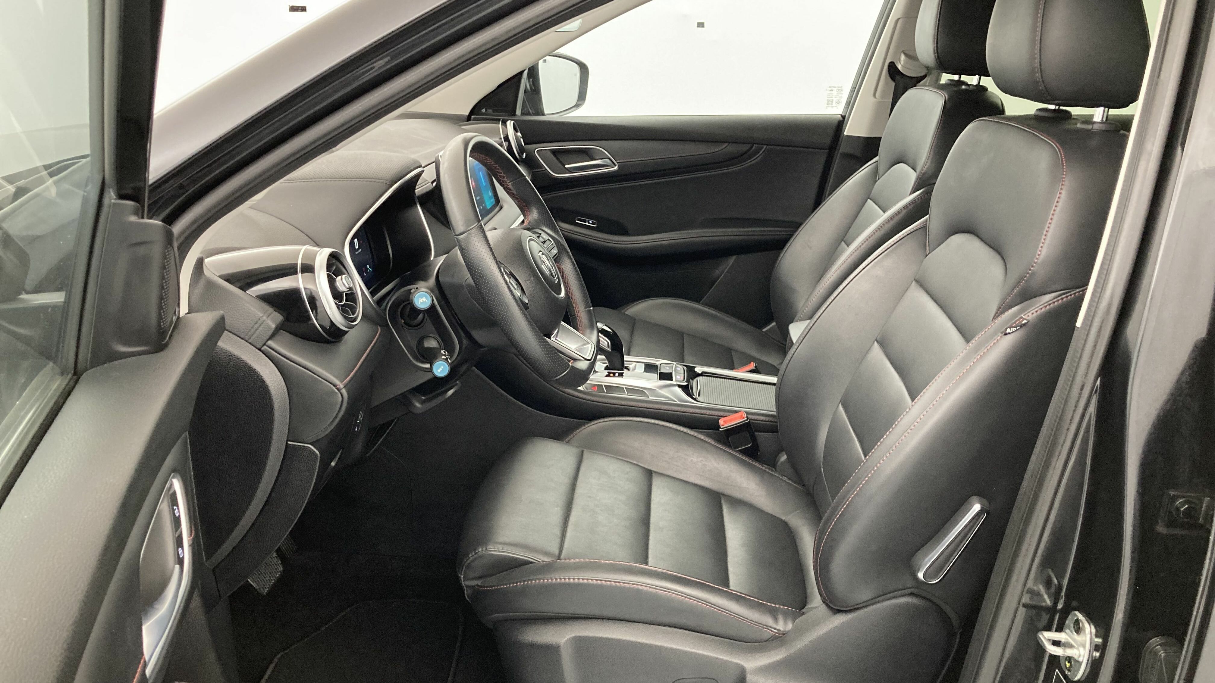 mg hs comfort 1.5 T-GDI 162 AT 2023 pebble black - pbc 14