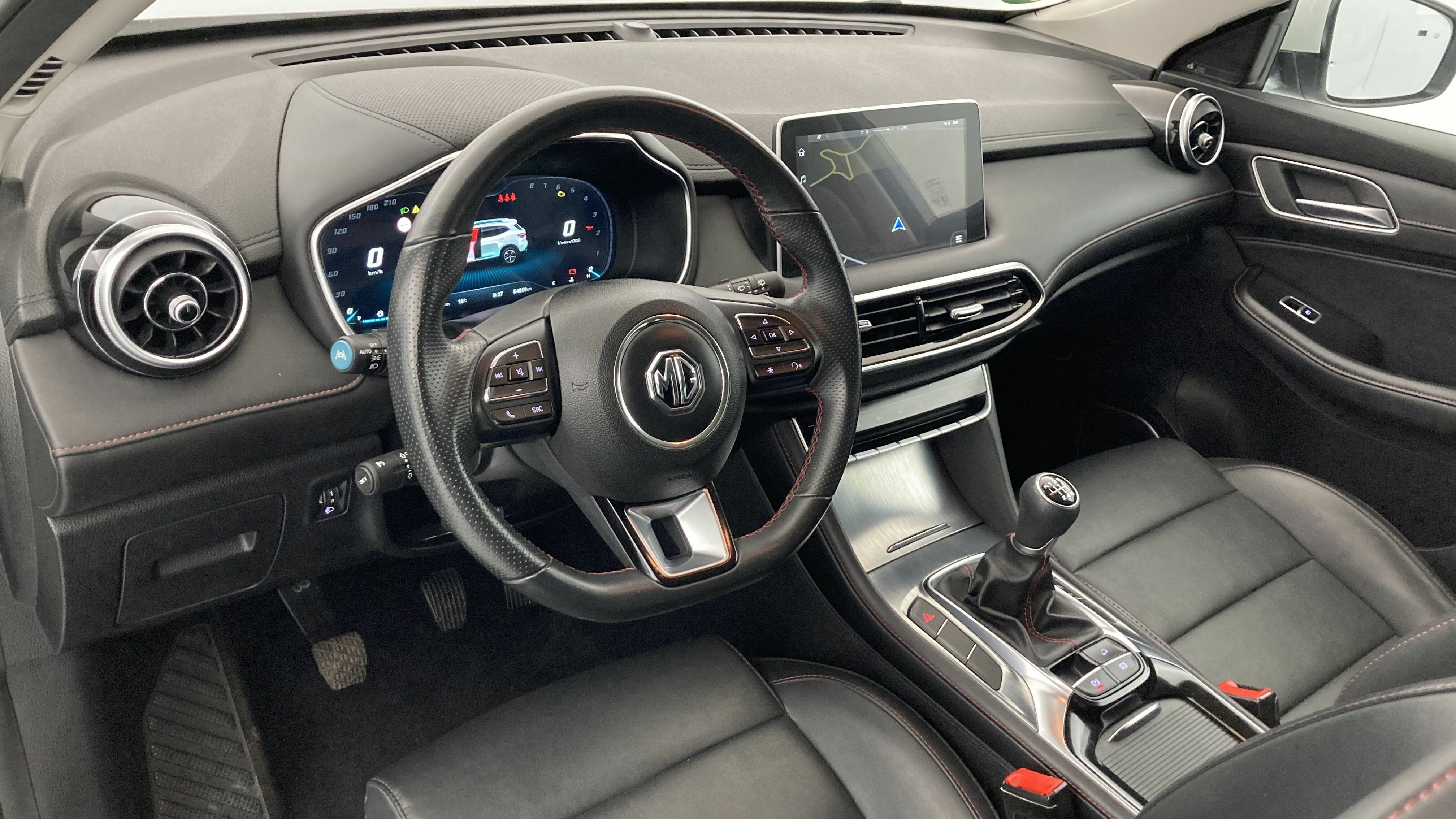 mg hs comfort 1.5 T-GDI 162 2023 dover white - wsb 15