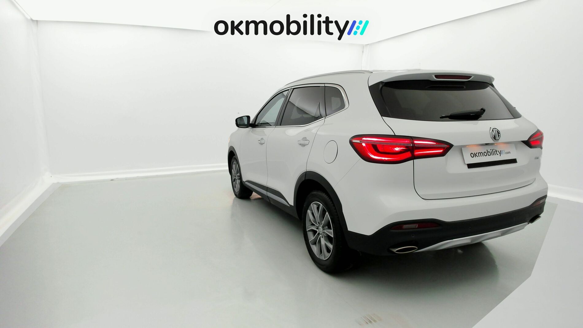 mg hs comfort 1.5 T-GDI 162 2023 dover white - wsb 9