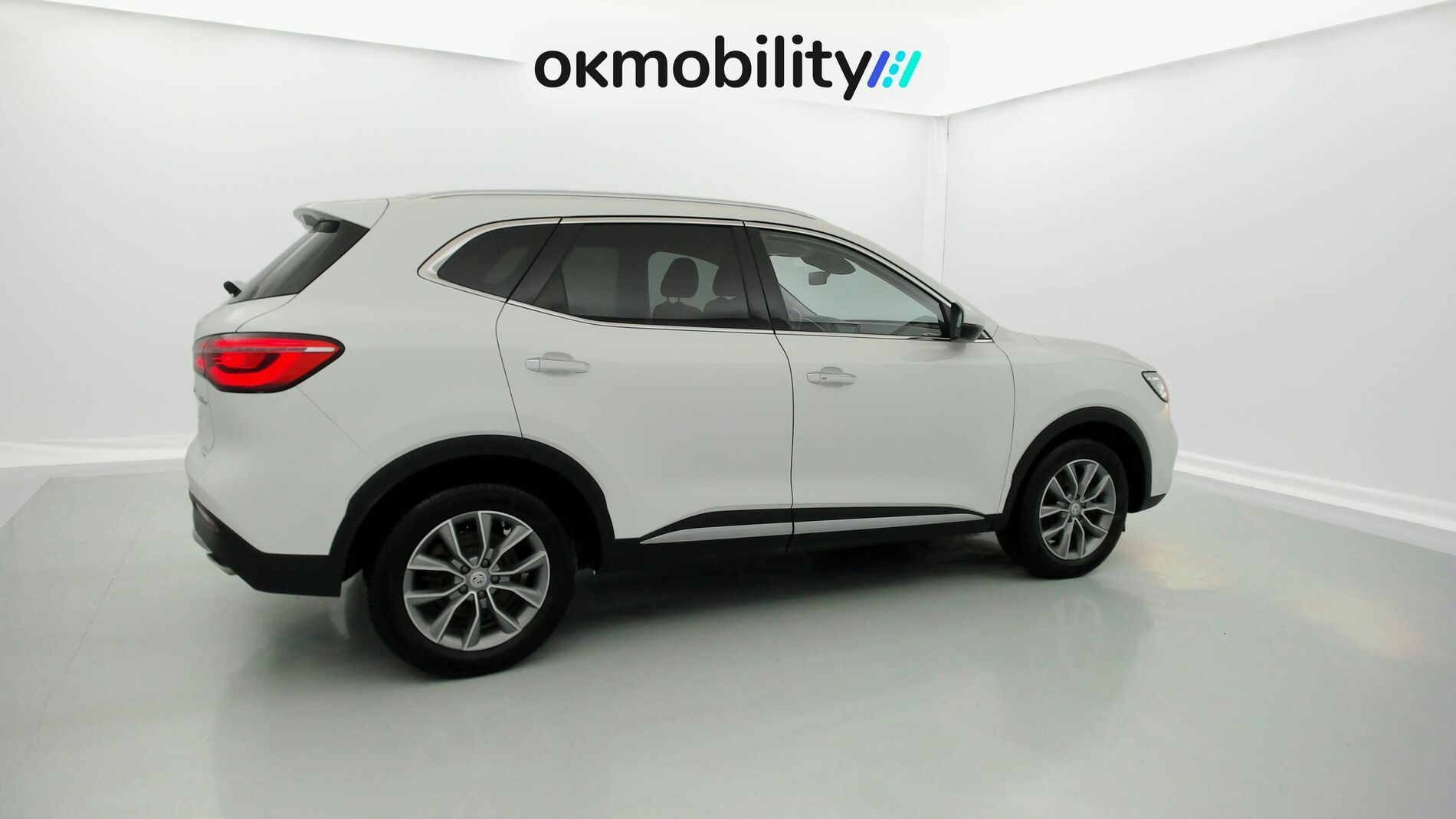 mg hs comfort 1.5 T-GDI 162 2023 dover white - wsb 12