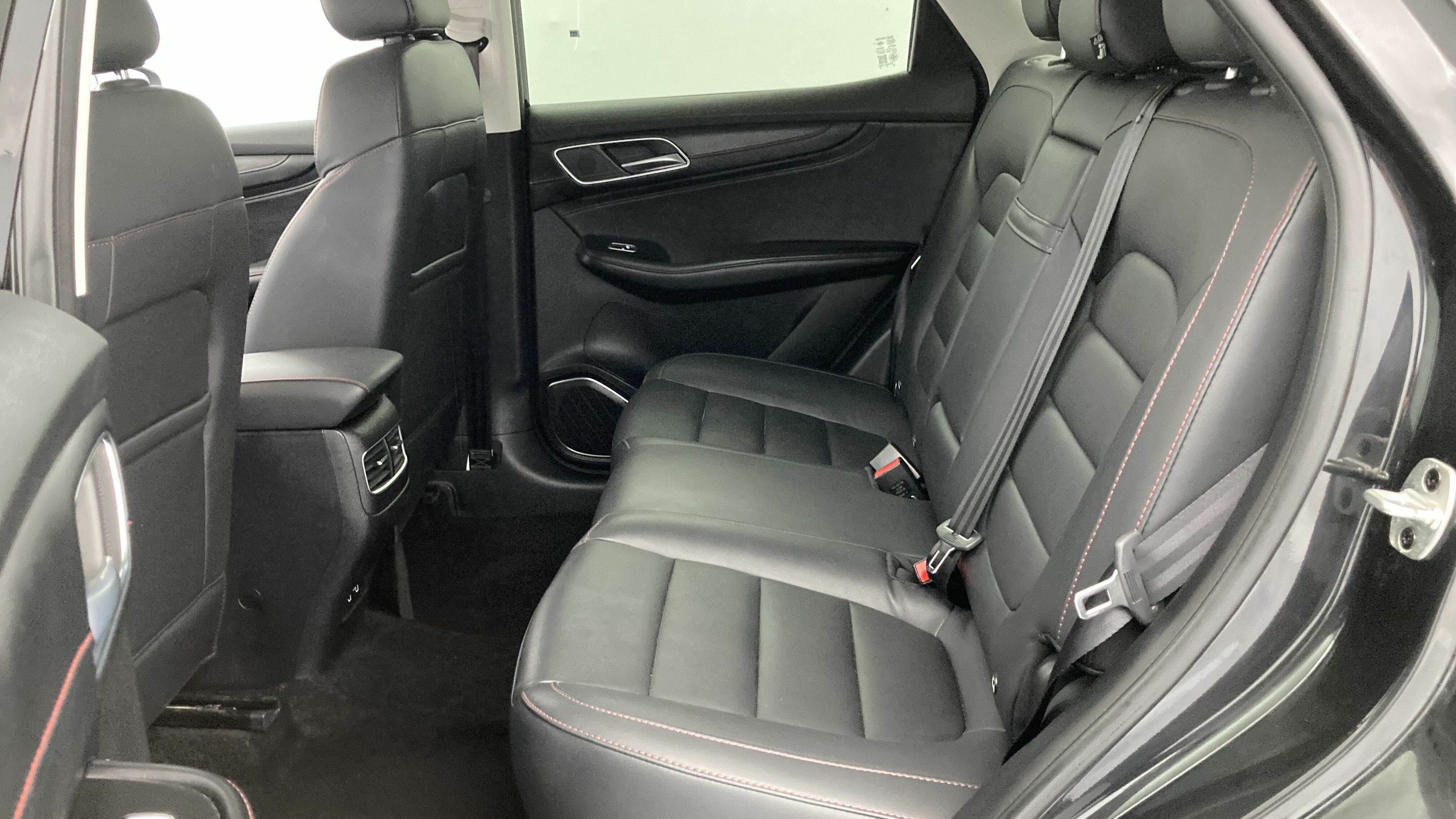 mg hs comfort 1.5 T-GDI 162 AT 2023 pebble black - pbc 21