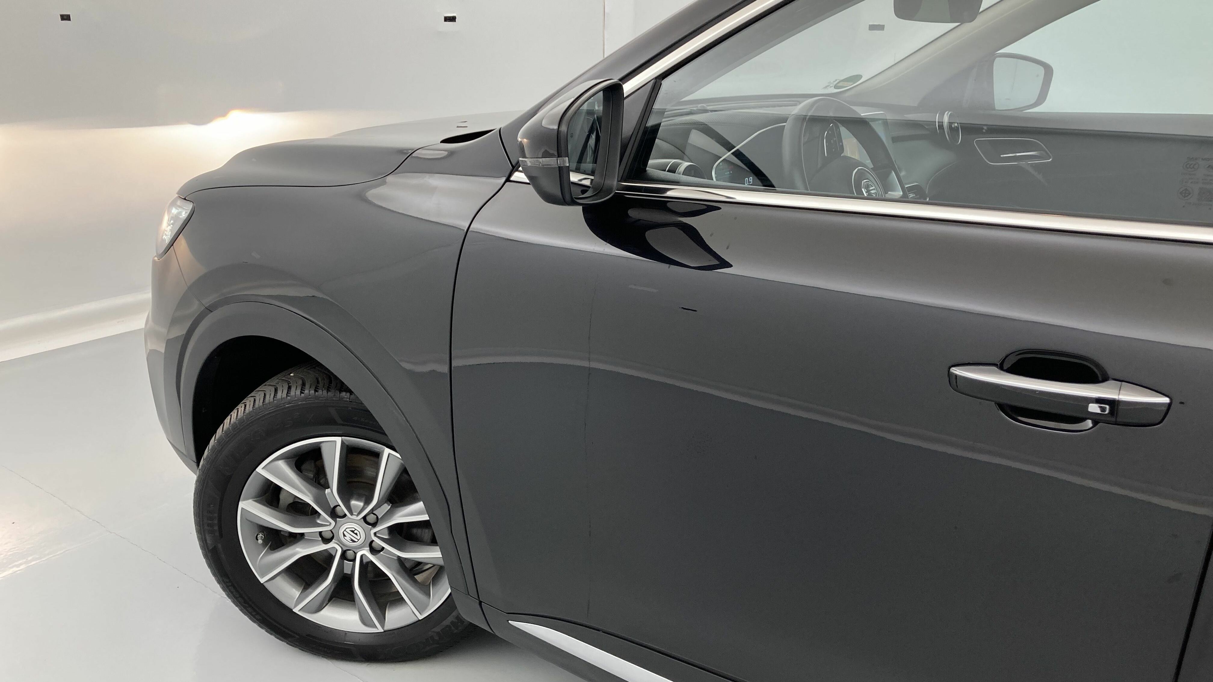 mg hs comfort 1.5 T-GDI 162 AT 2023 pebble black - pbc 28