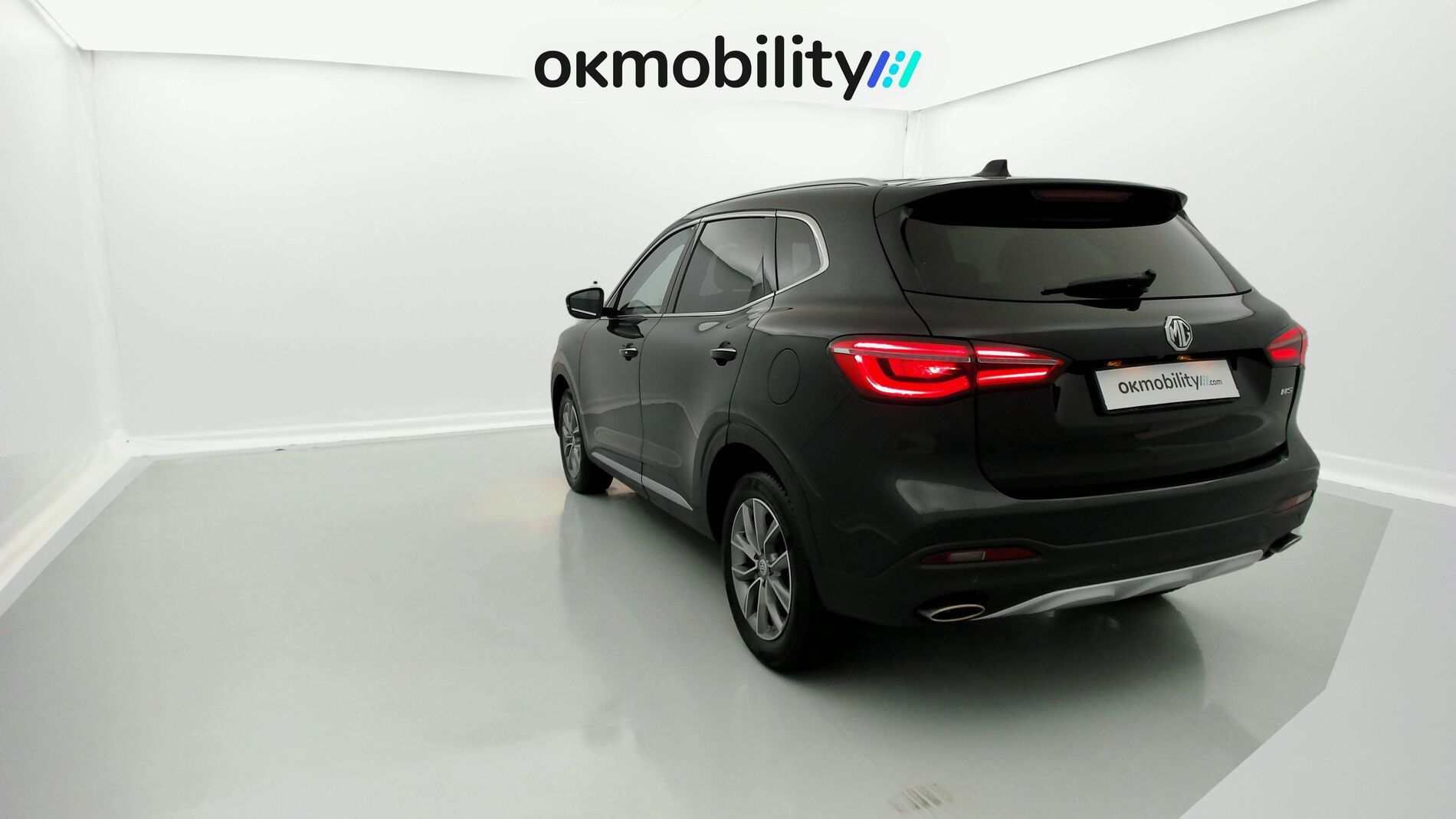 mg hs comfort 1.5 T-GDI 162 AT 2023 pebble black - pbc 9