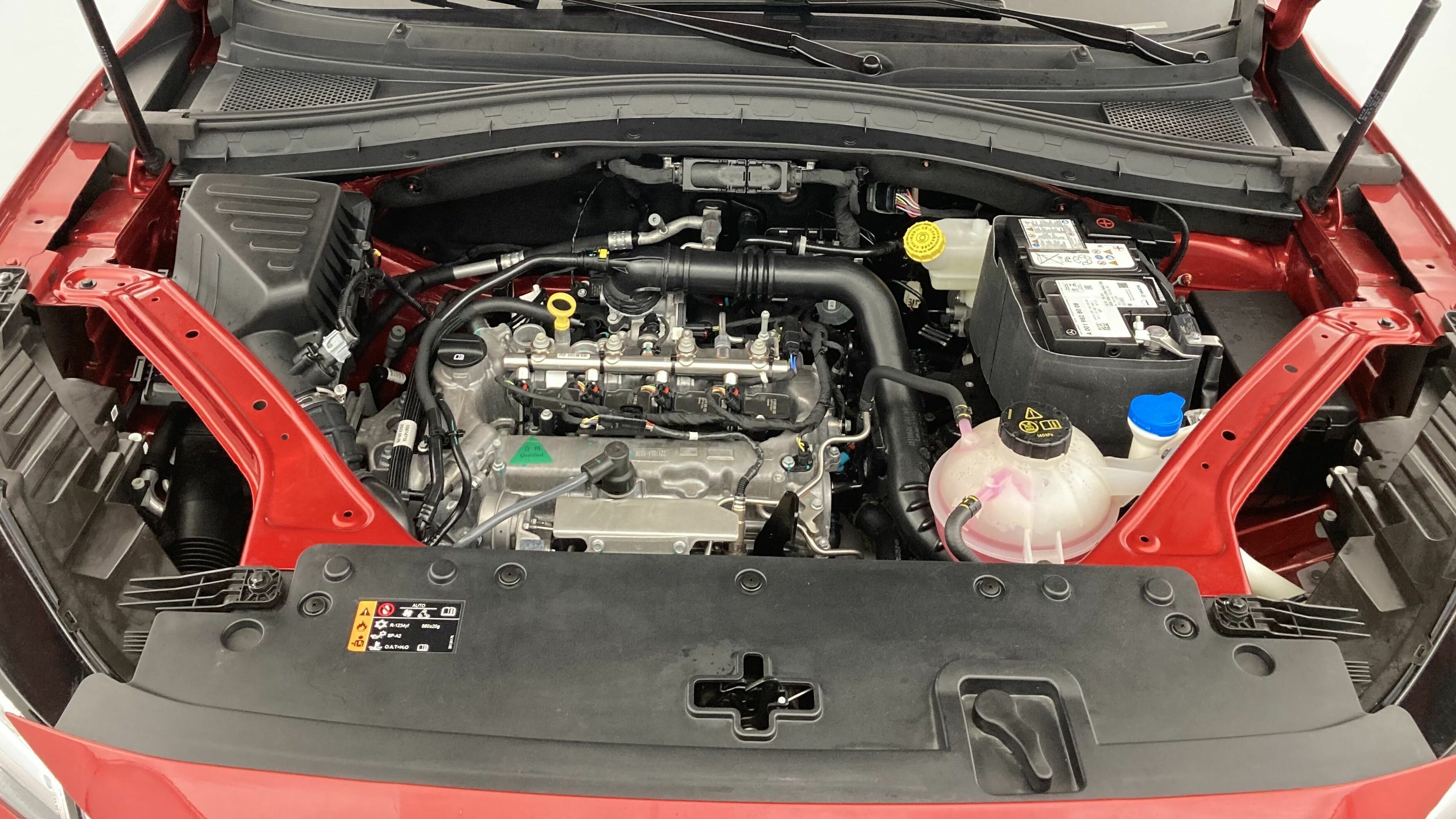 mg hs comfort 1.5 T-GDI 162 2023 diamond red - rsj 24