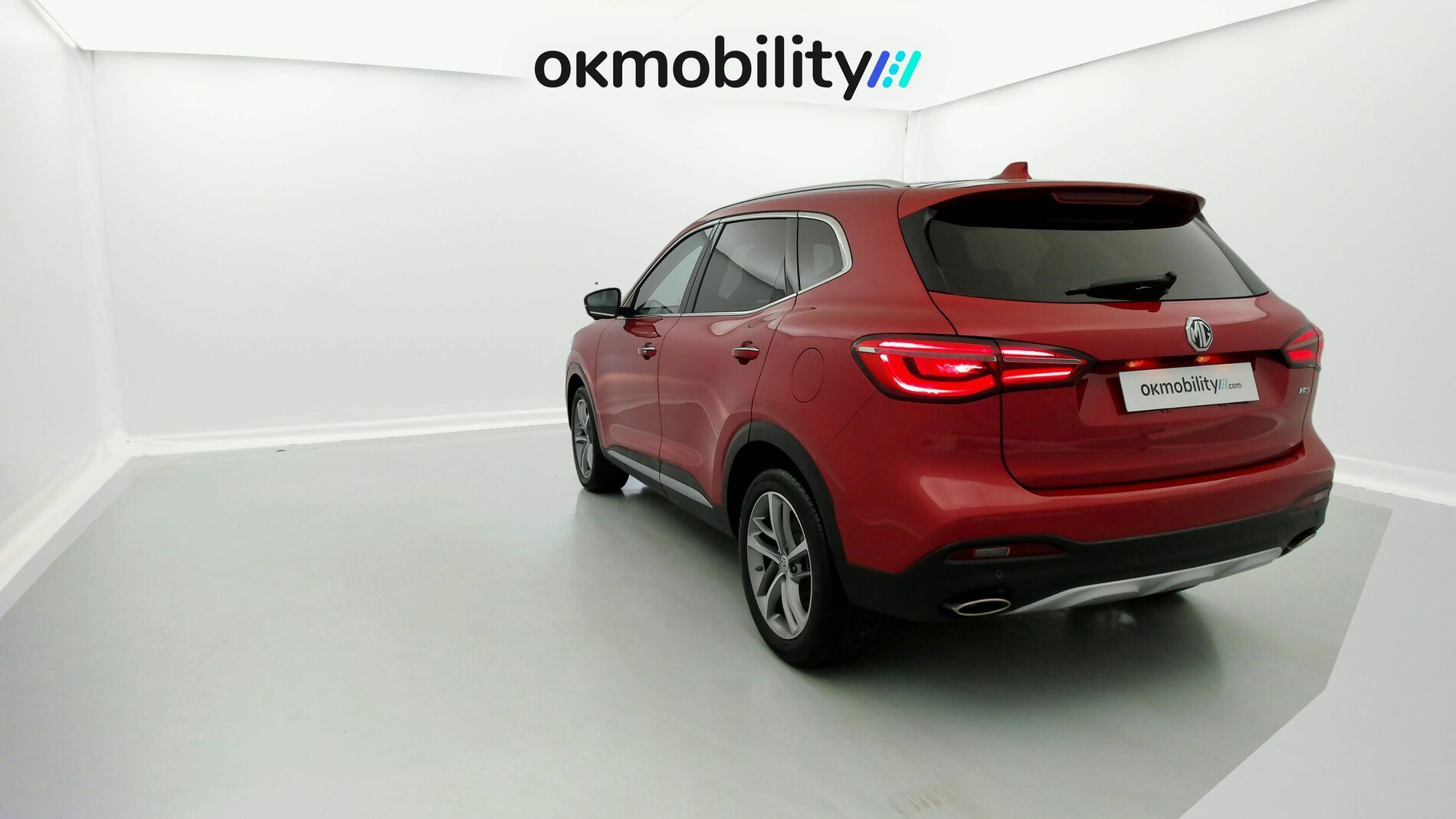 mg hs comfort 1.5 T-GDI 162 2023 diamond red - rsj 9