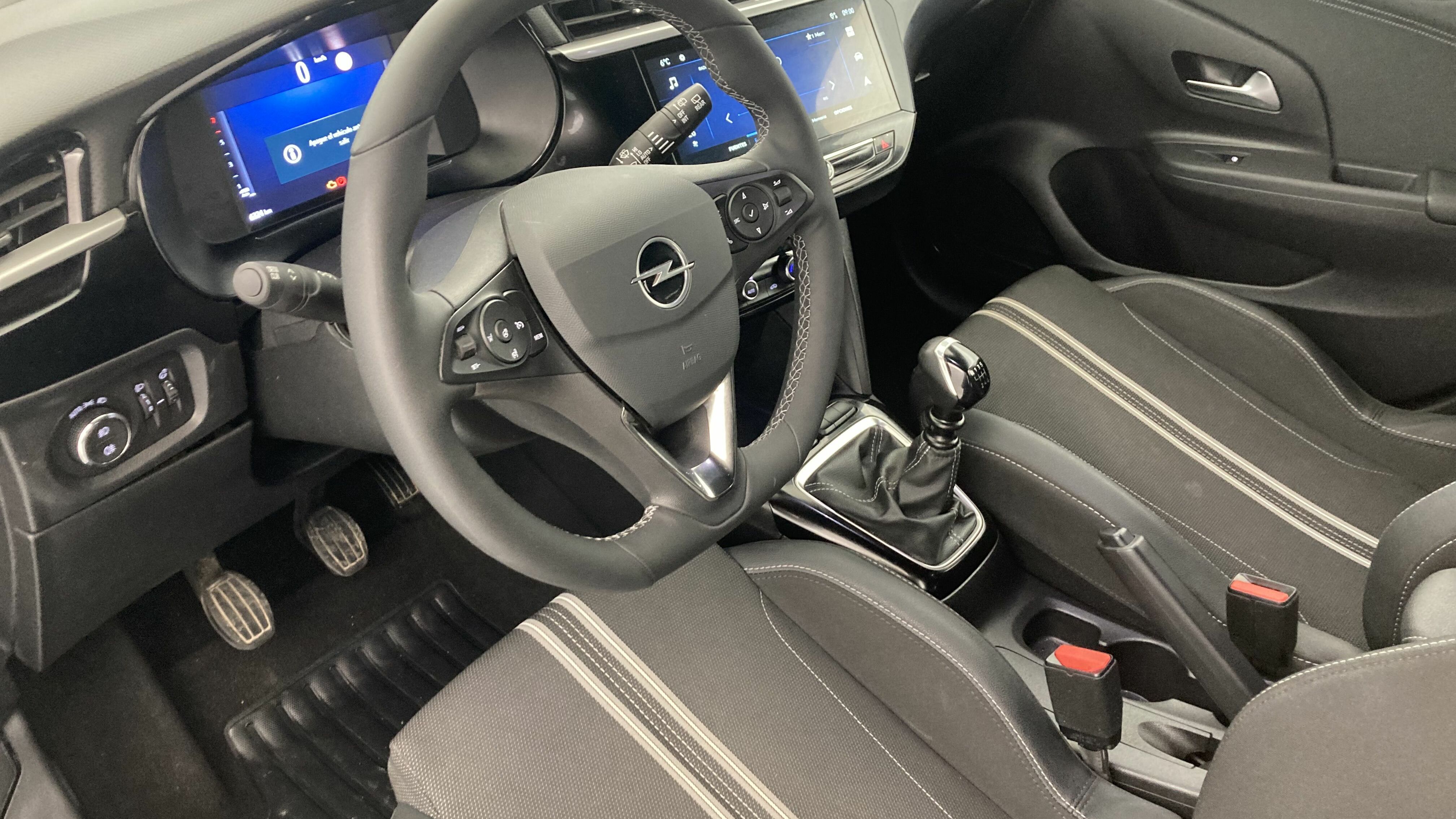 opel corsa gs 1.2T 100 2024 karbon black 12