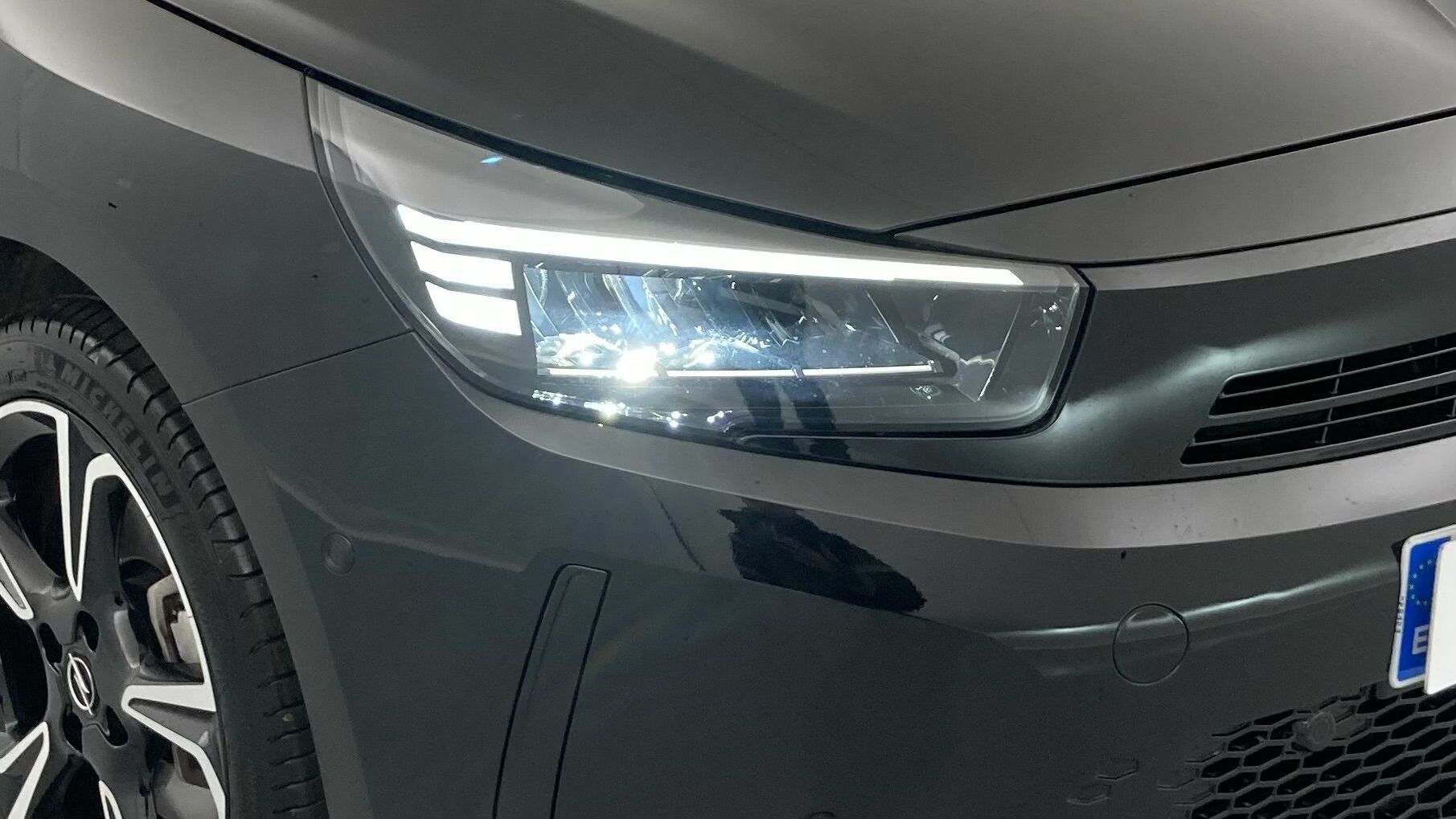 opel corsa gs 1.2T 100 2024 karbon black 23