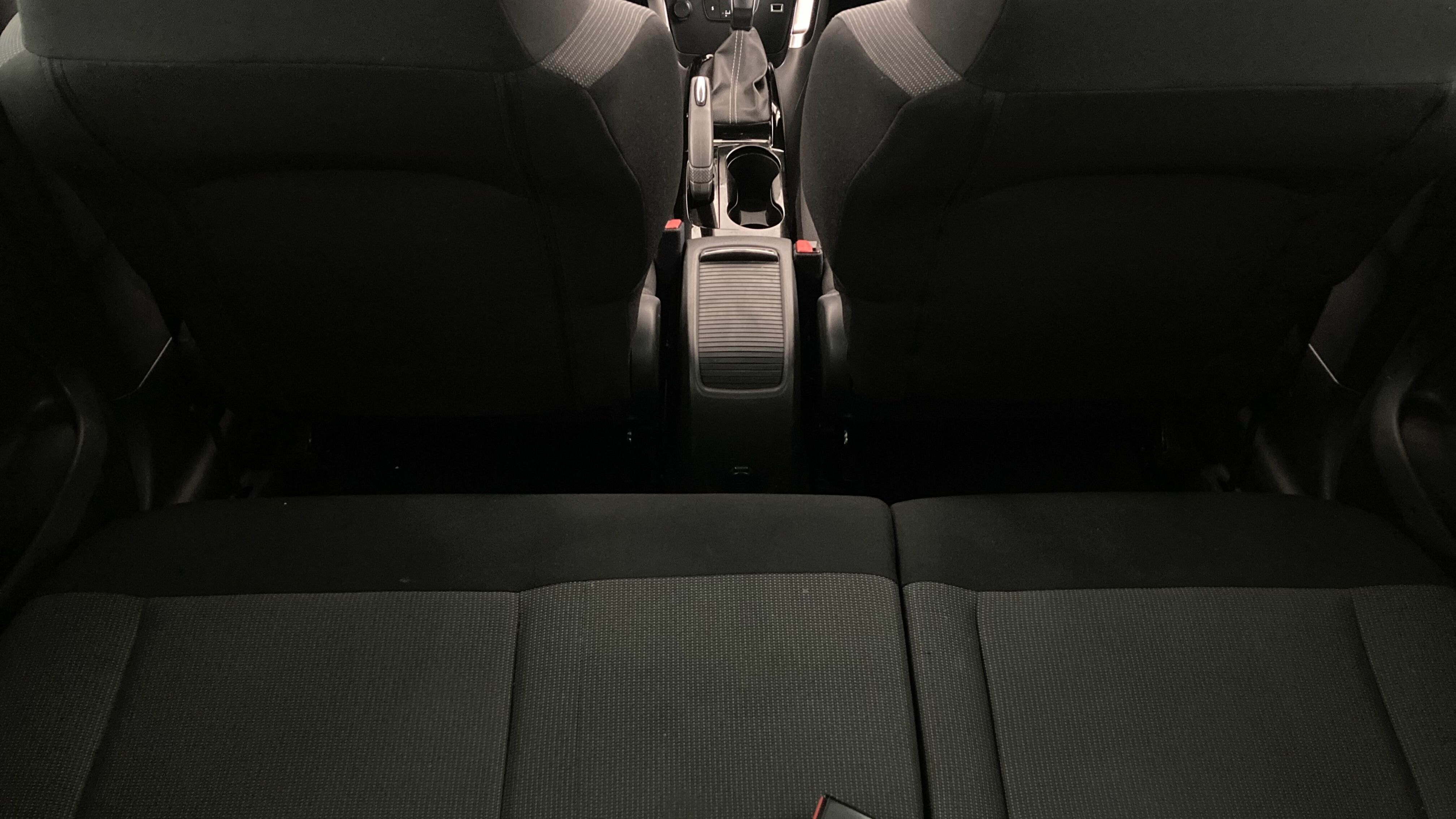 citroen c3 aircross shine pack 1.2 PURETECH 130 EAT 2023 gris acero / negro 21