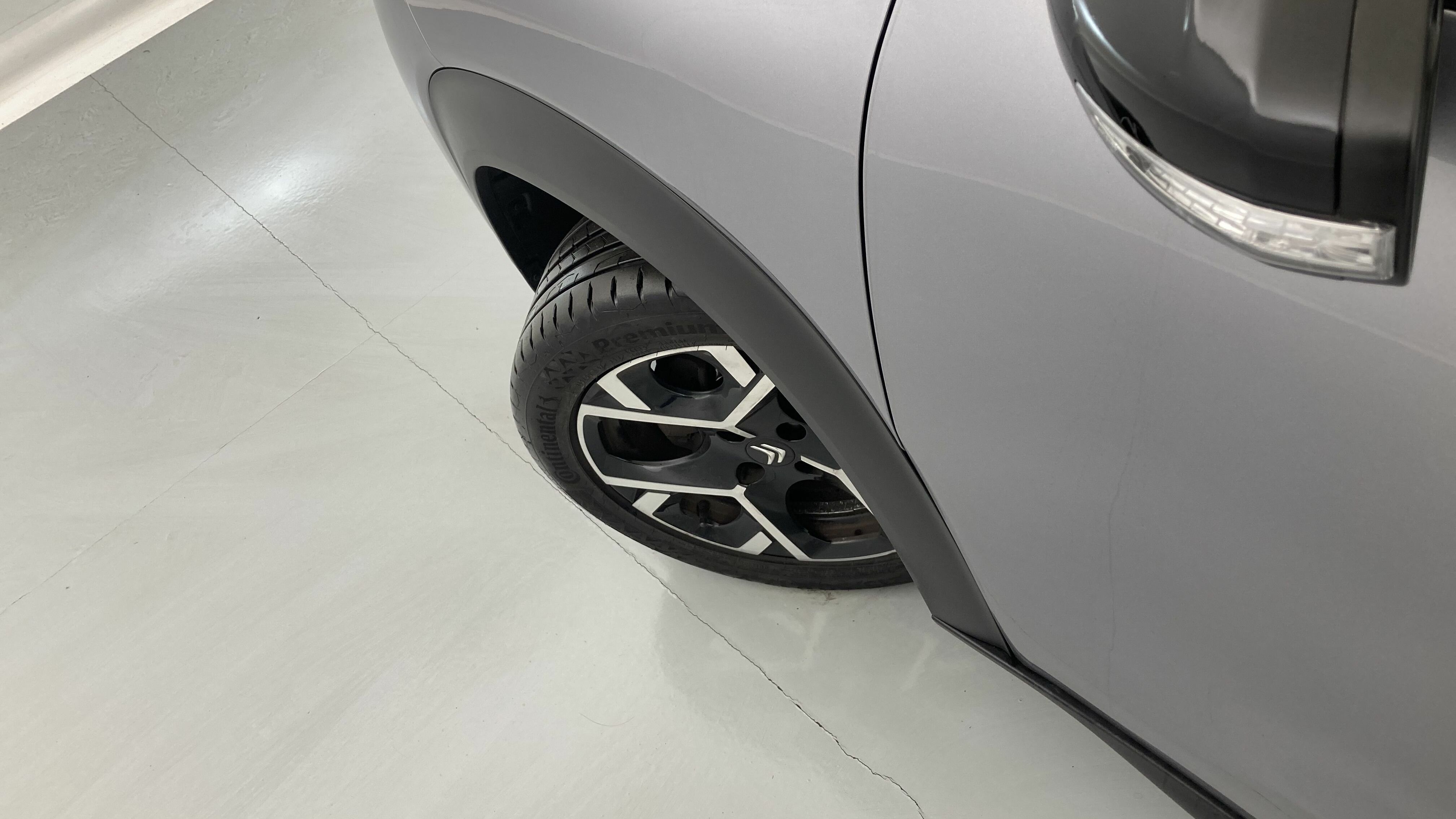 citroen c3 aircross shine pack 1.2 PURETECH 130 EAT 2023 gris acero / negro 27