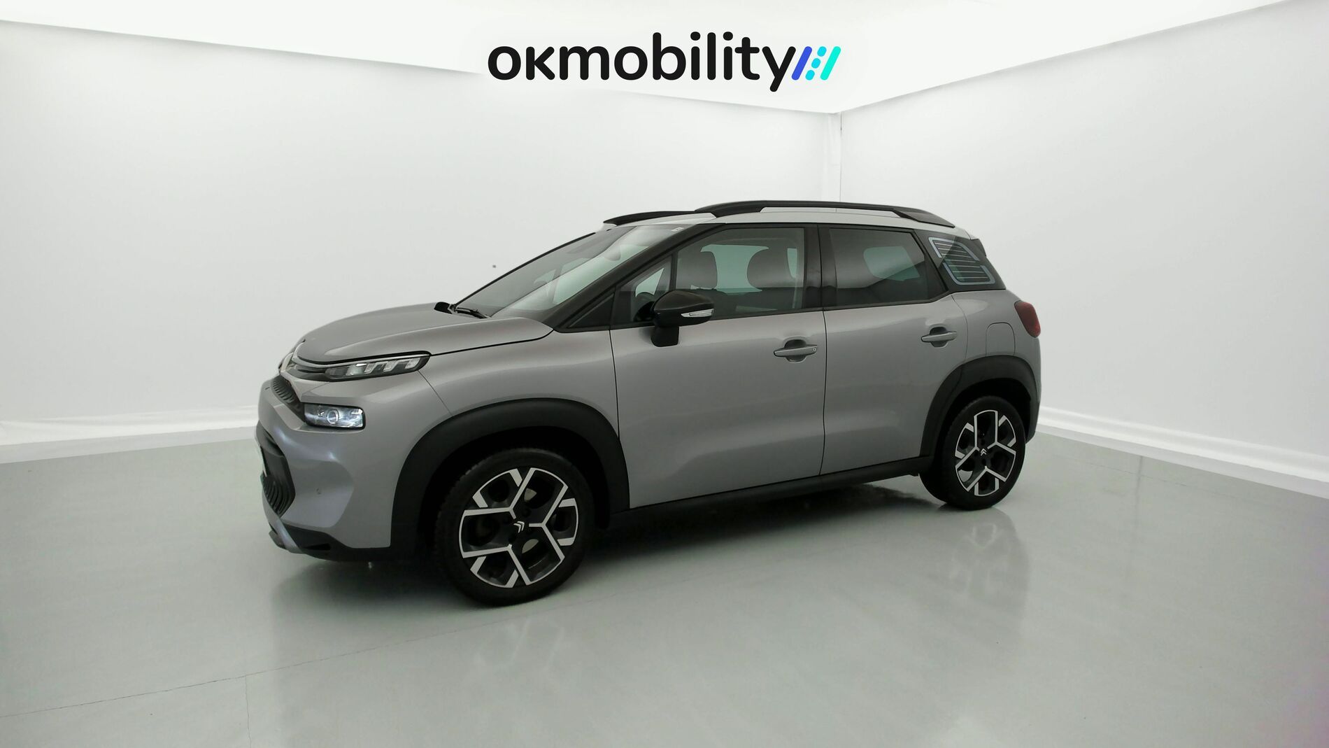 citroen c3 aircross shine pack 1.2 PURETECH 130 EAT 2023 gris acero / negro 4