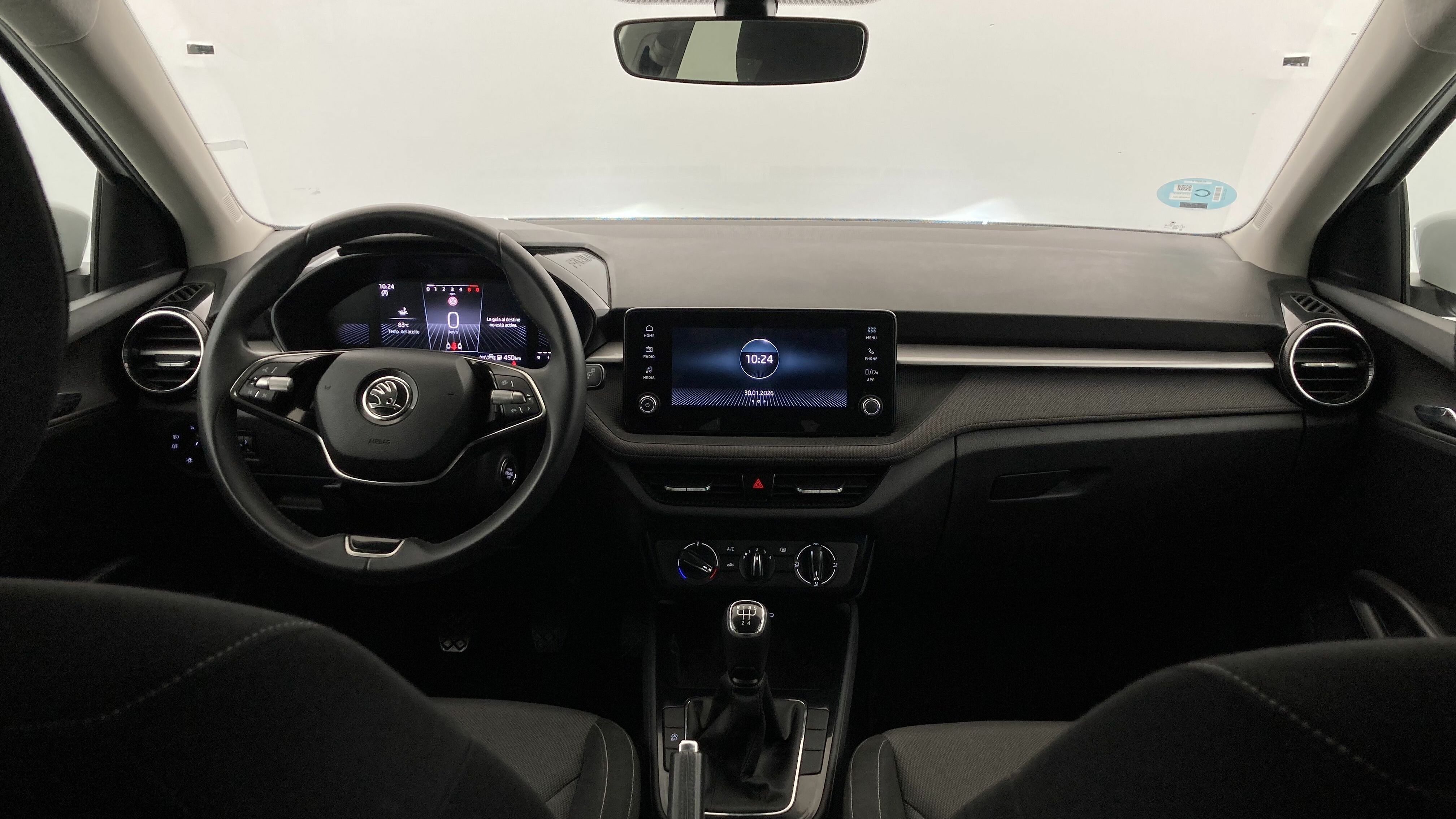 skoda fabia selection 1.0 MPI 80 2024 blanco glaciar 16