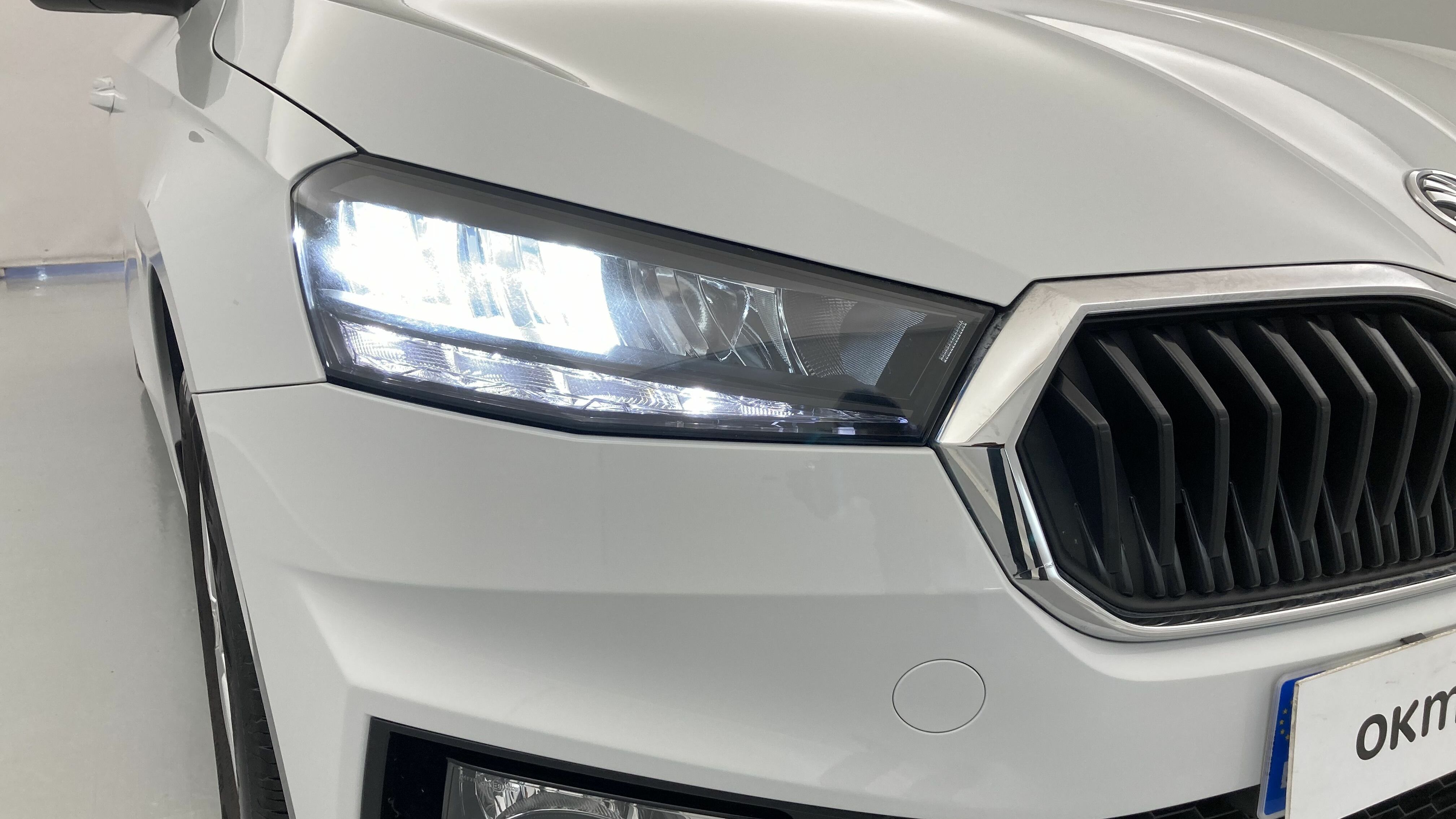 skoda fabia selection 1.0 MPI 80 2024 blanco glaciar 29