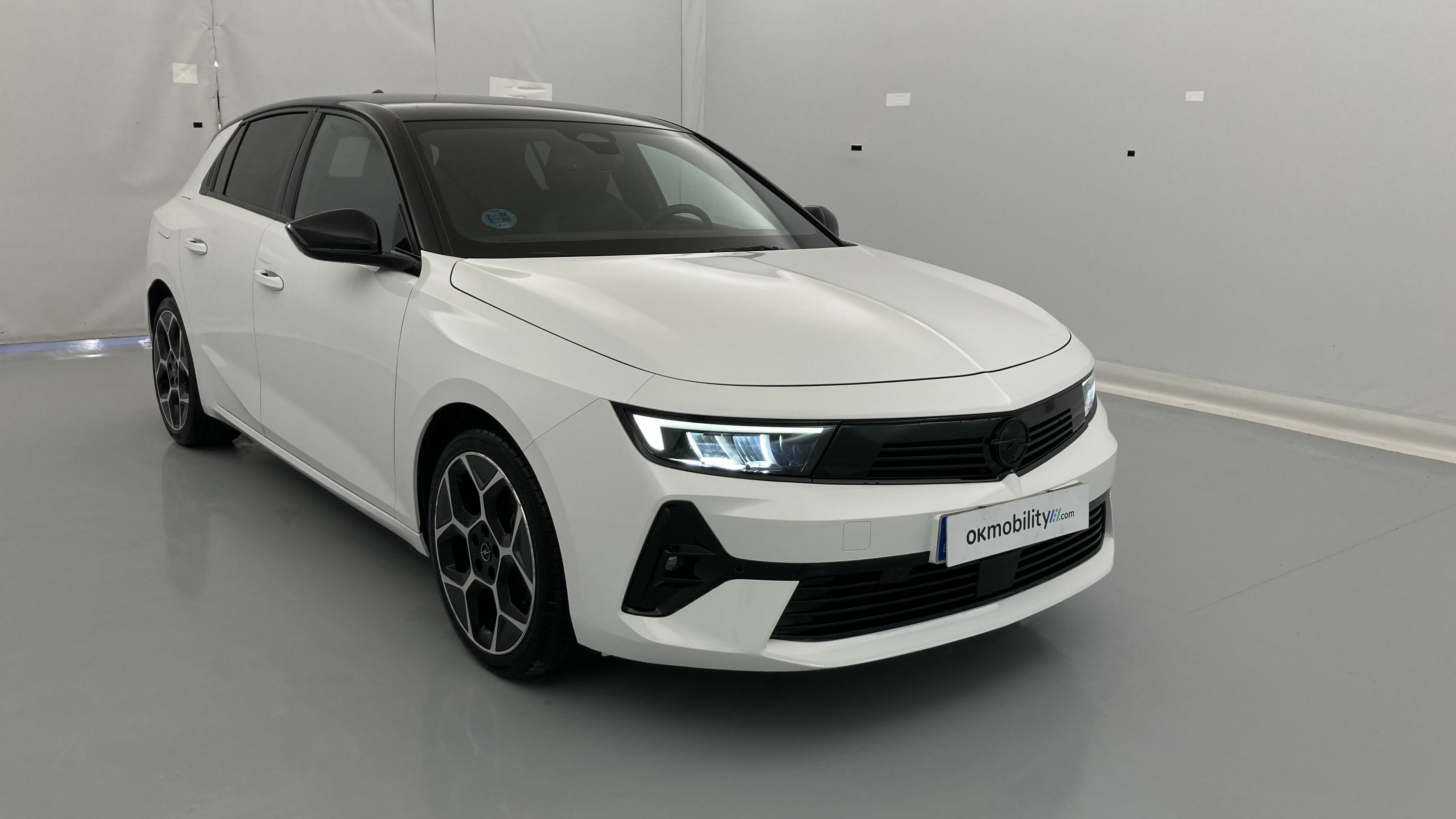 opel astra gs 1.2T 130 2023 artkis white 22
