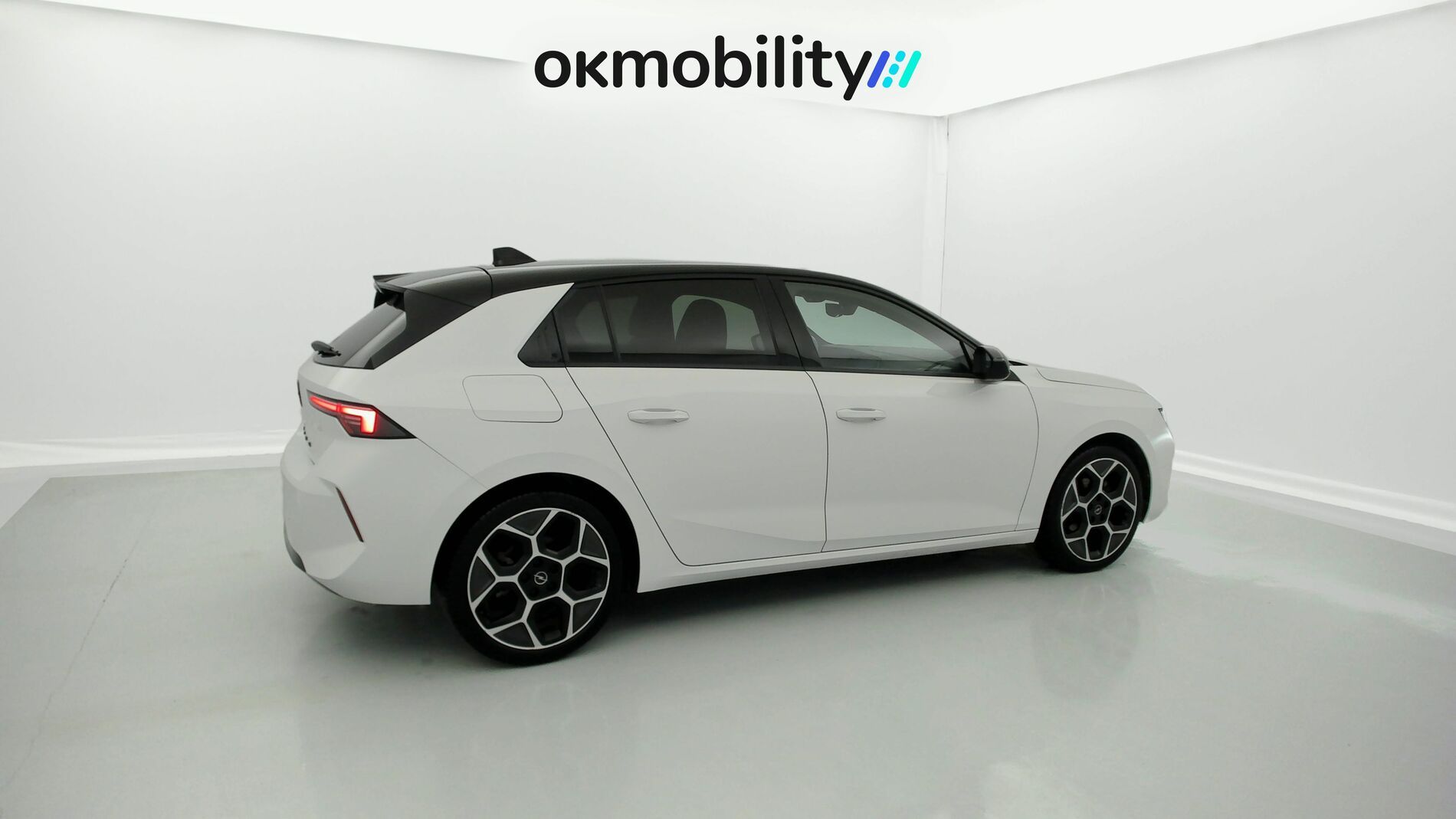 opel astra gs 1.2T 130 2023 artkis white 11