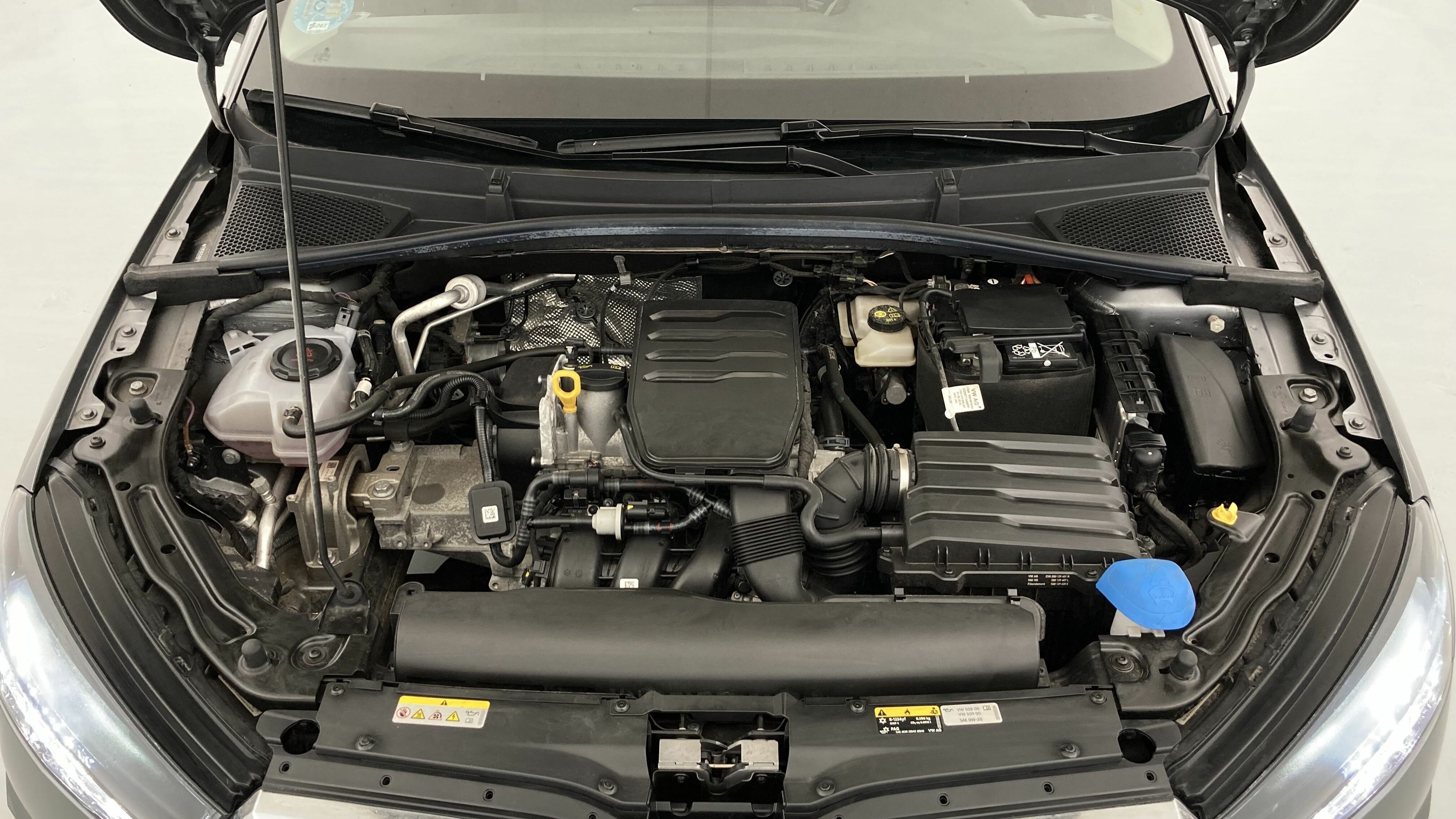 skoda fabia selection 1.0 MPI 80 2024 gris graphite 24