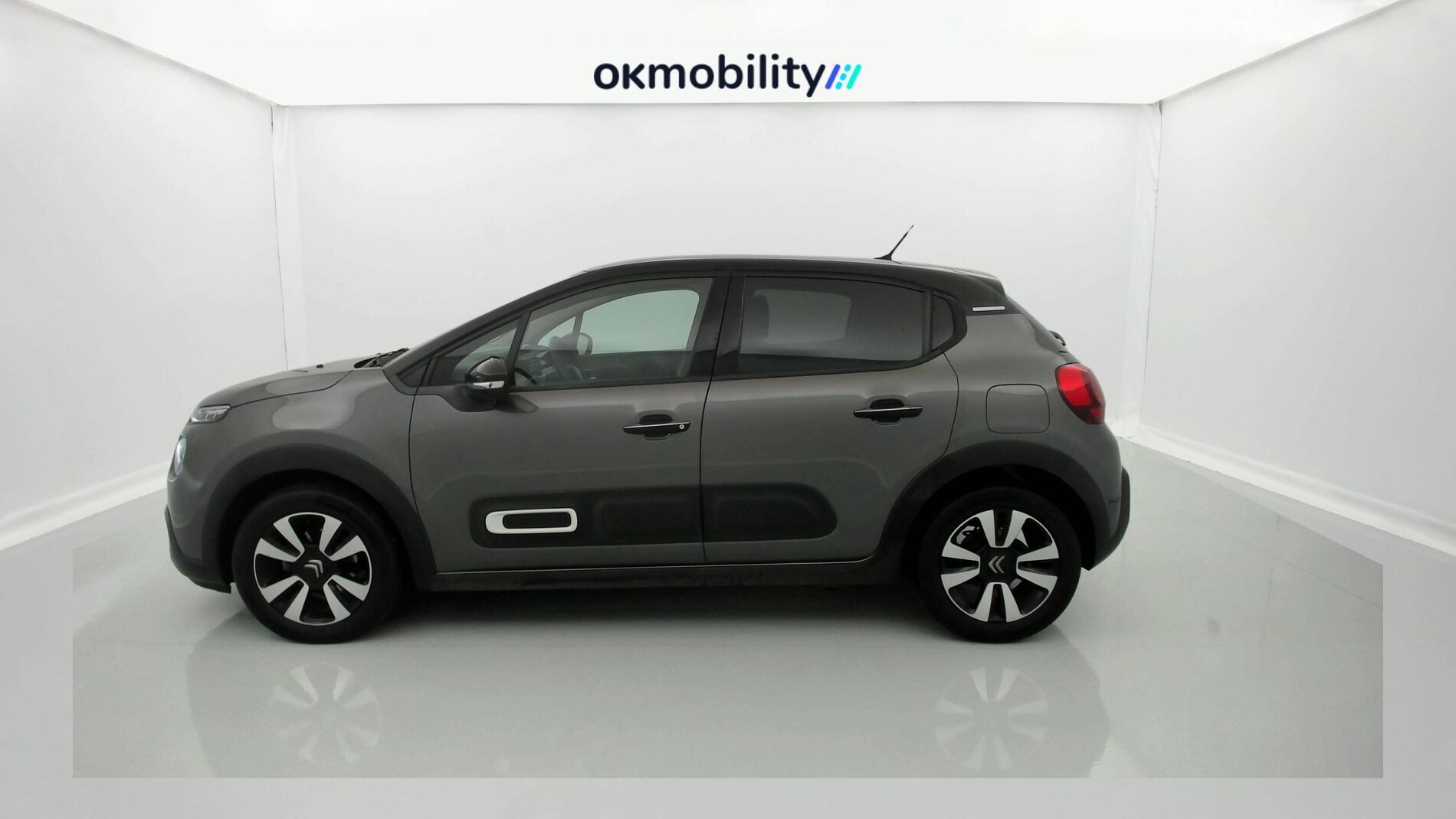 citroen c3 shine 1.2 PURETECH 110 EAT 2023 gris platino / negro 3