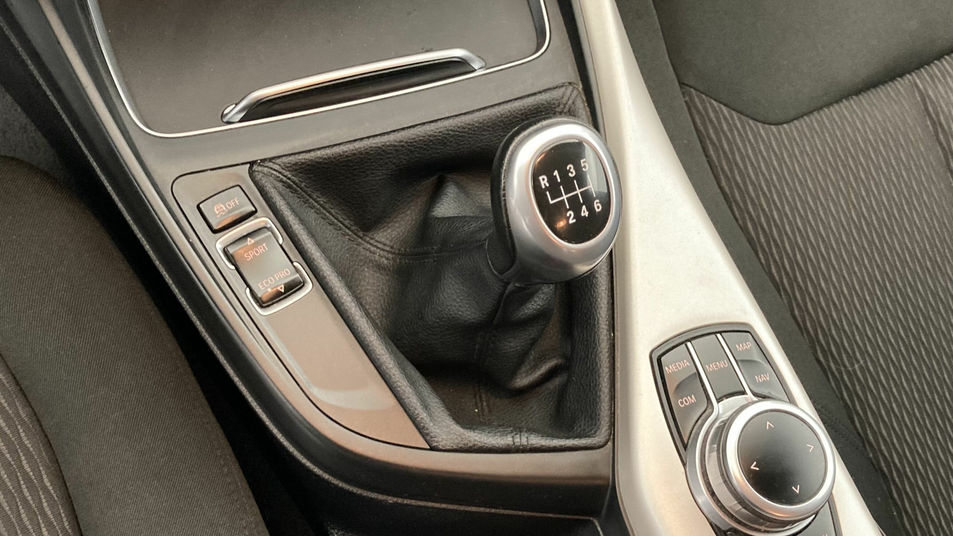 bmw serie 1 nv 116I 109 2018 alpinweiss 21