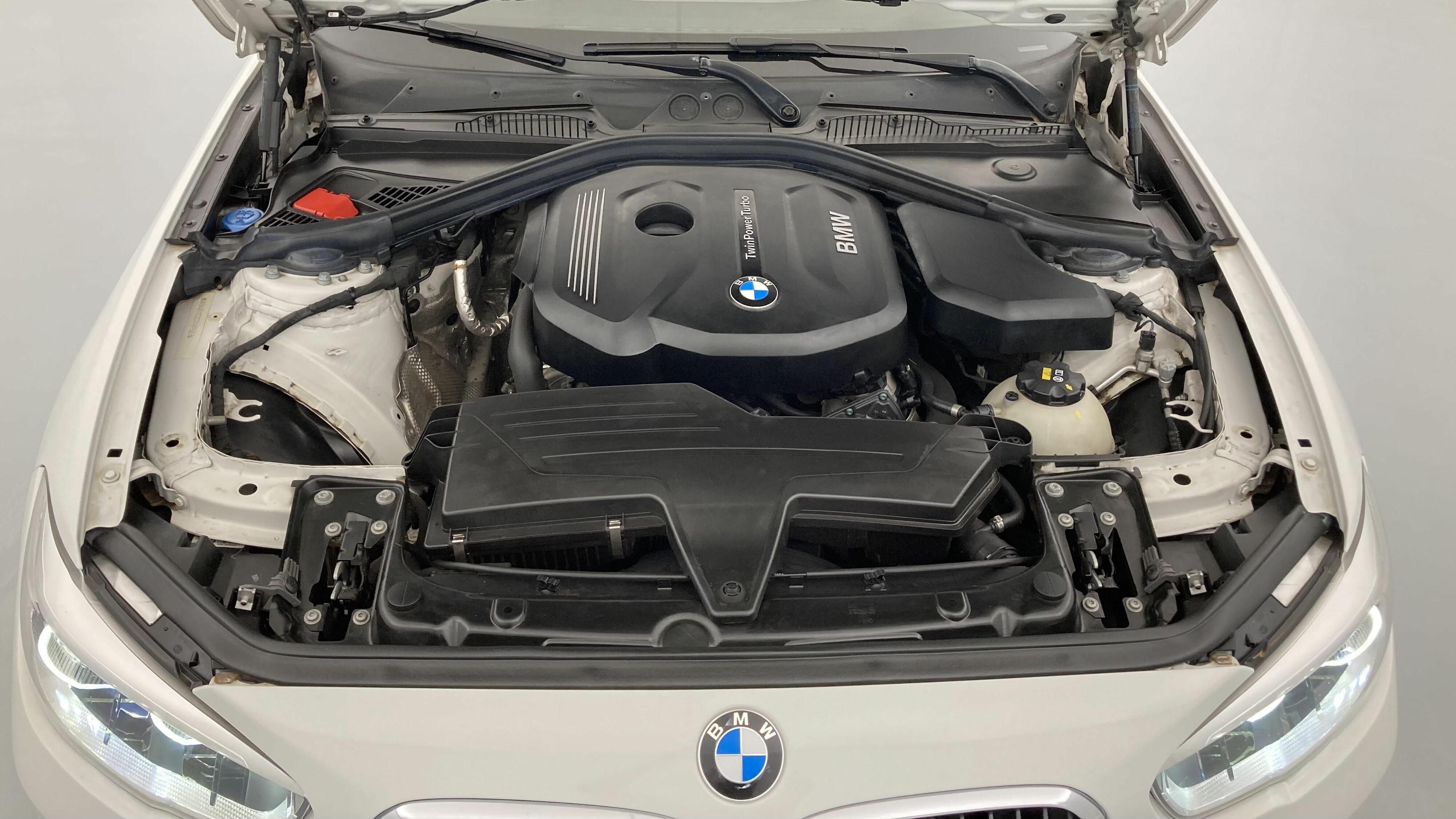 bmw serie 1 nv 116I 109 2018 alpinweiss 26