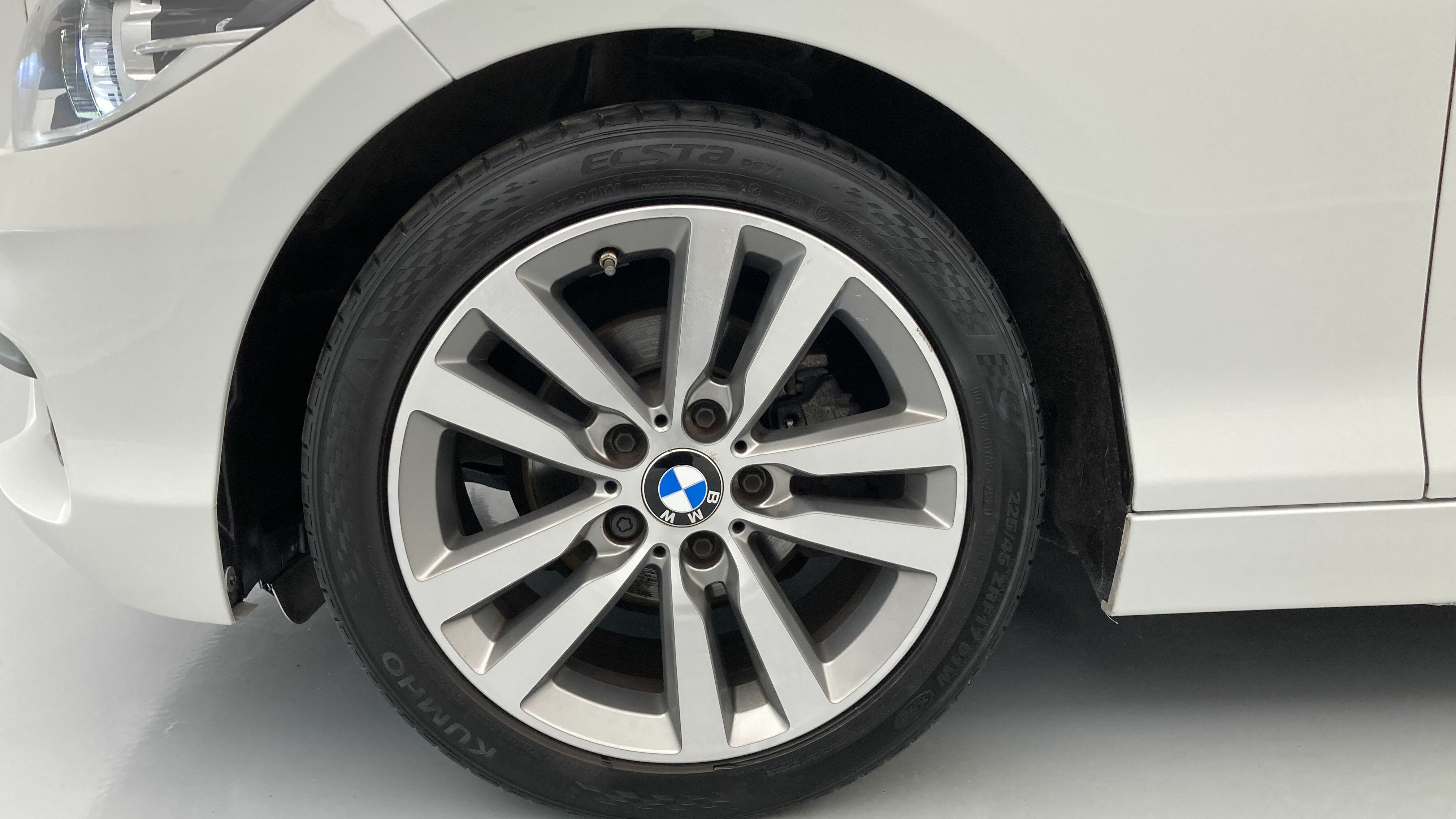 bmw serie 1 nv 116I 109 2018 alpinweiss 28