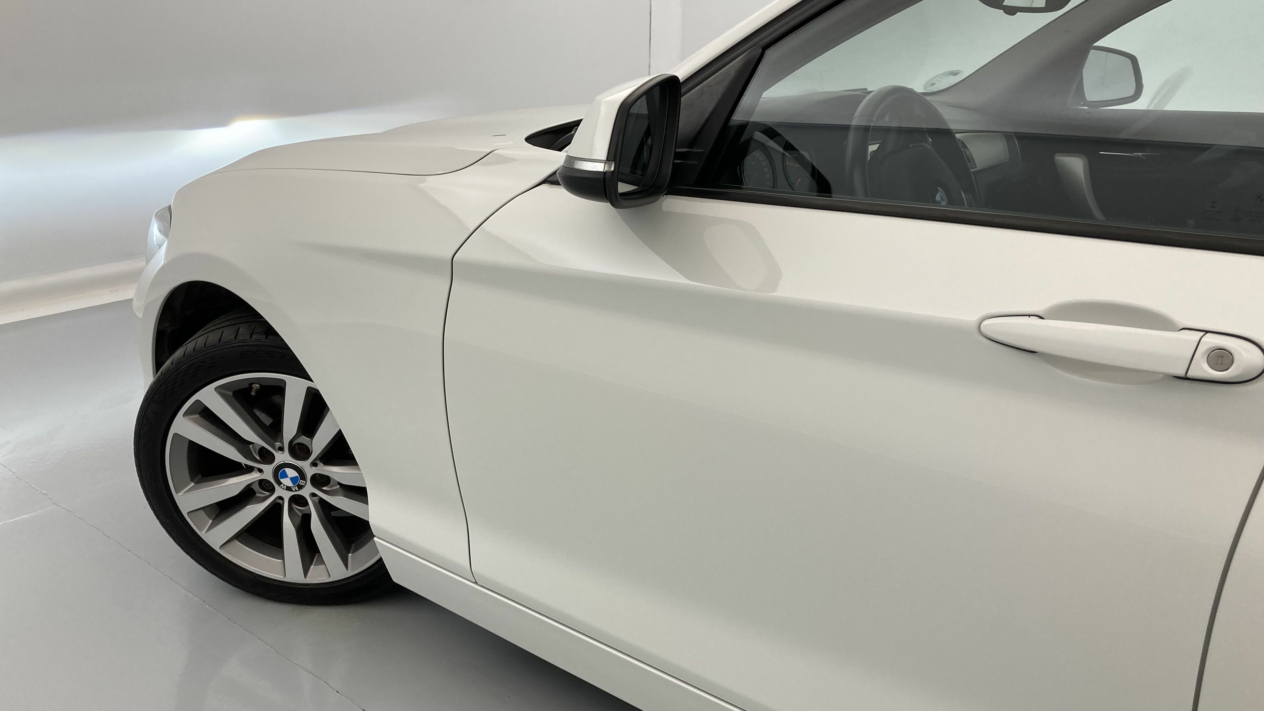bmw serie 1 nv 116I 109 2018 alpinweiss 29