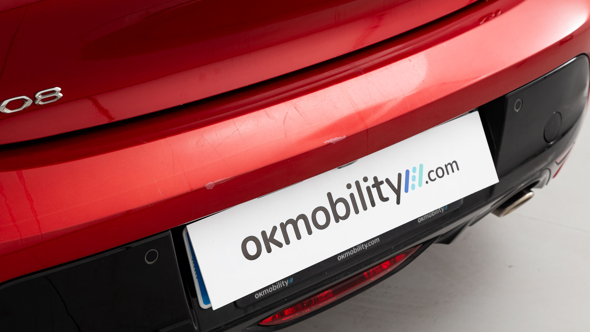 peugeot 208 gt 1.2 PURETECH 100 EAT 2023 rojo elixir 28