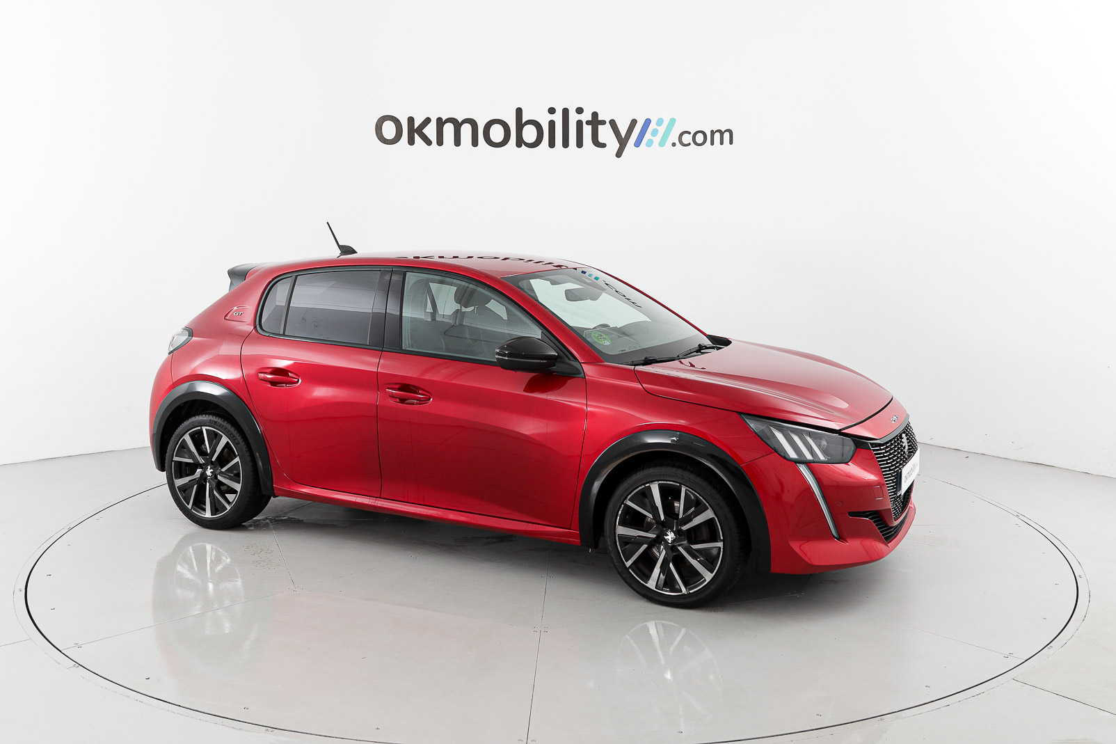 peugeot 208 gt 1.2 PURETECH 100 EAT 2023 rojo elixir 2