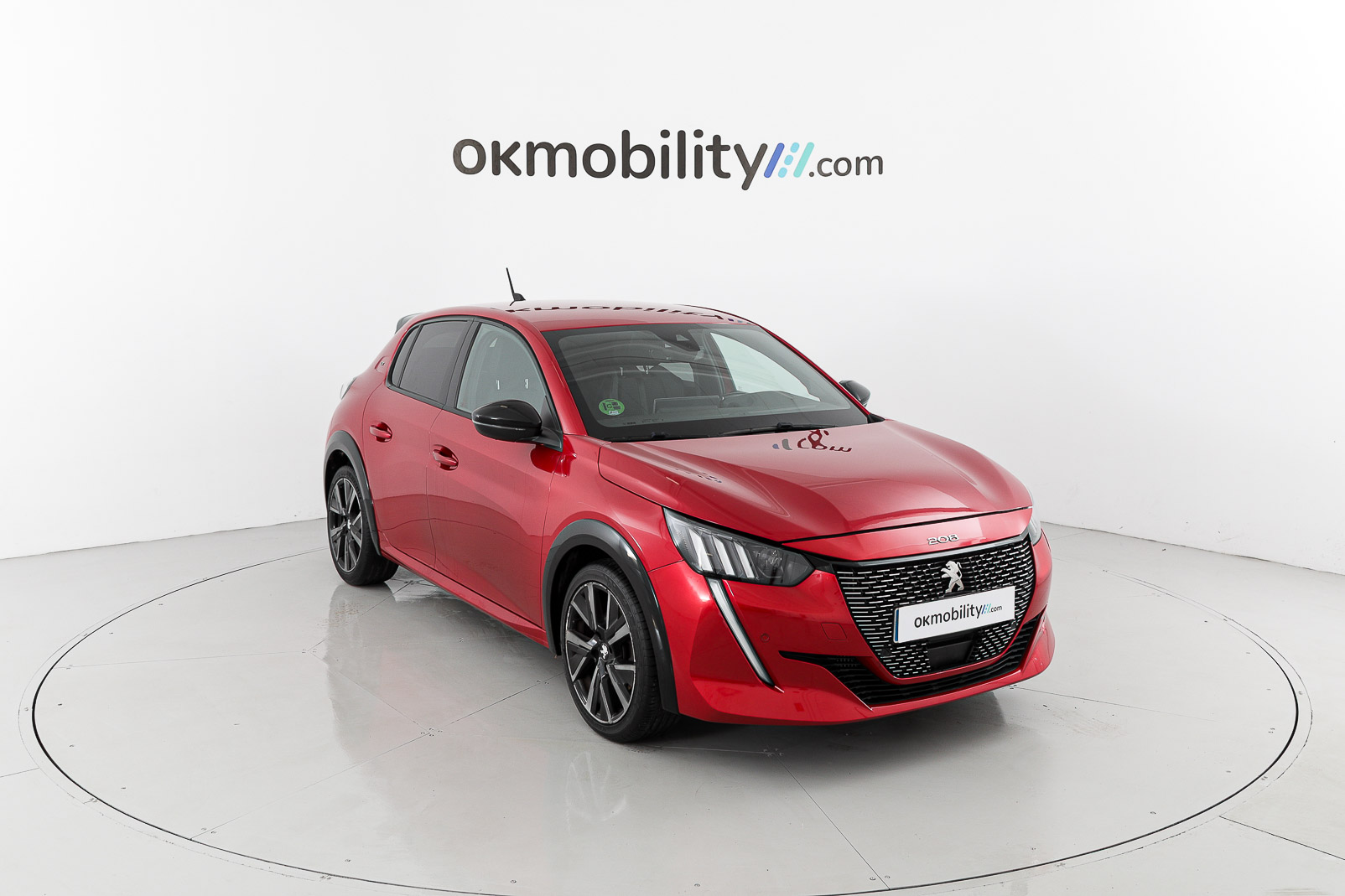 peugeot 208 gt 1.2 PURETECH 100 EAT 2023 rojo elixir 3