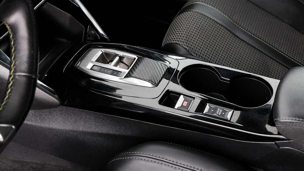 peugeot 208 gt 1.2 PURETECH 100 EAT 2023 azul vertigo 19