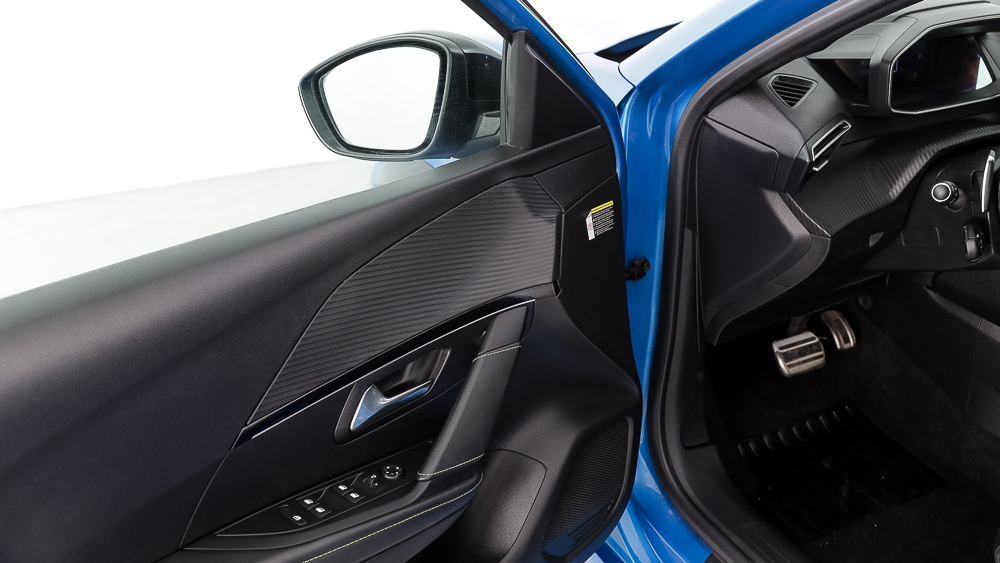 peugeot 208 gt 1.2 PURETECH 100 EAT 2023 azul vertigo 22