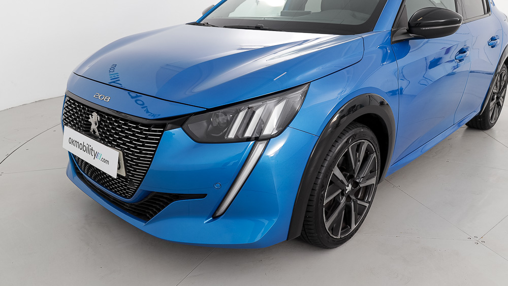 peugeot 208 gt 1.2 PURETECH 100 EAT 2023 azul vertigo 28