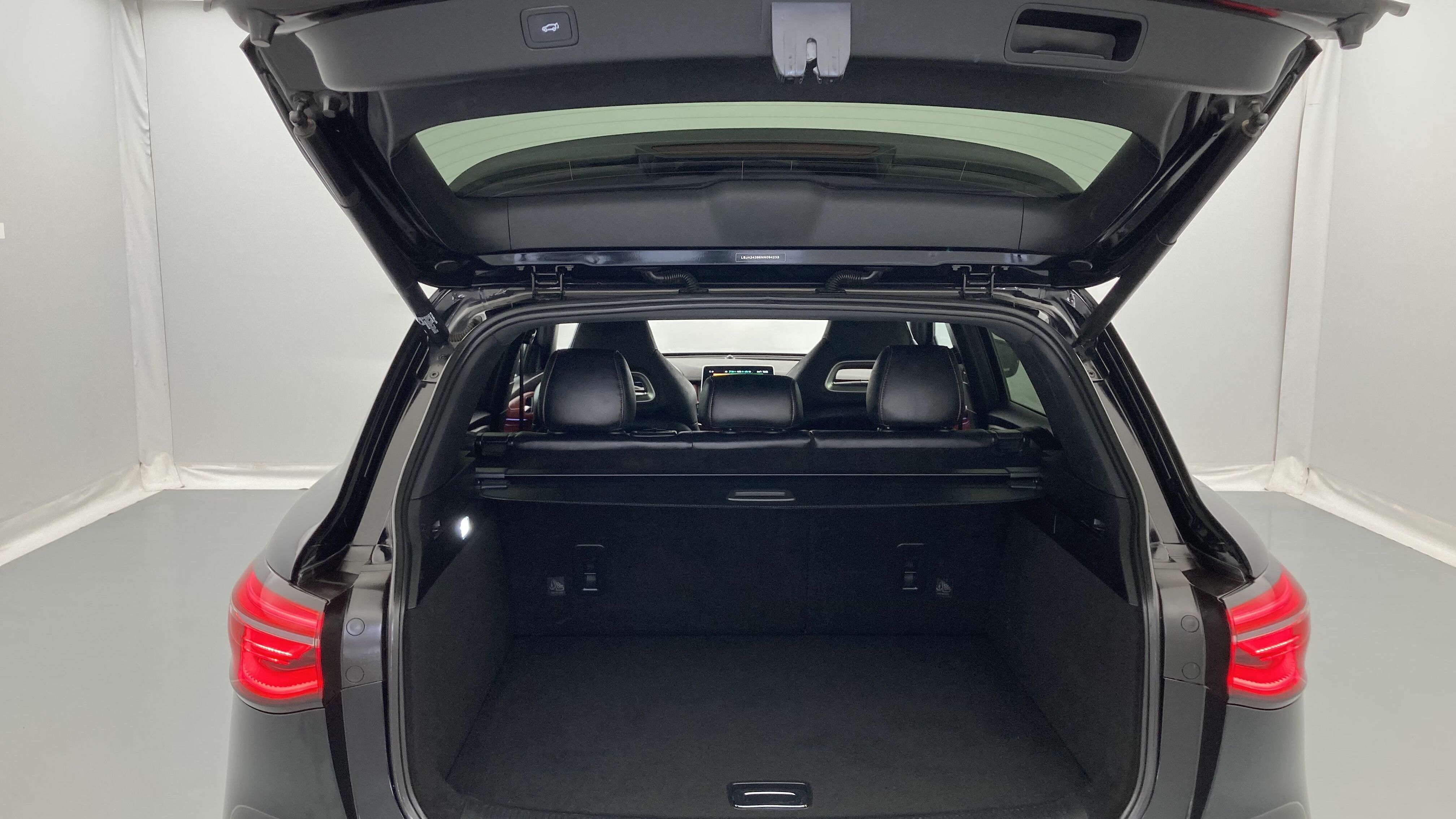 mg ehs phev exclusive 1.5 T-GDI 258 PHEV 2022 pebble black 25