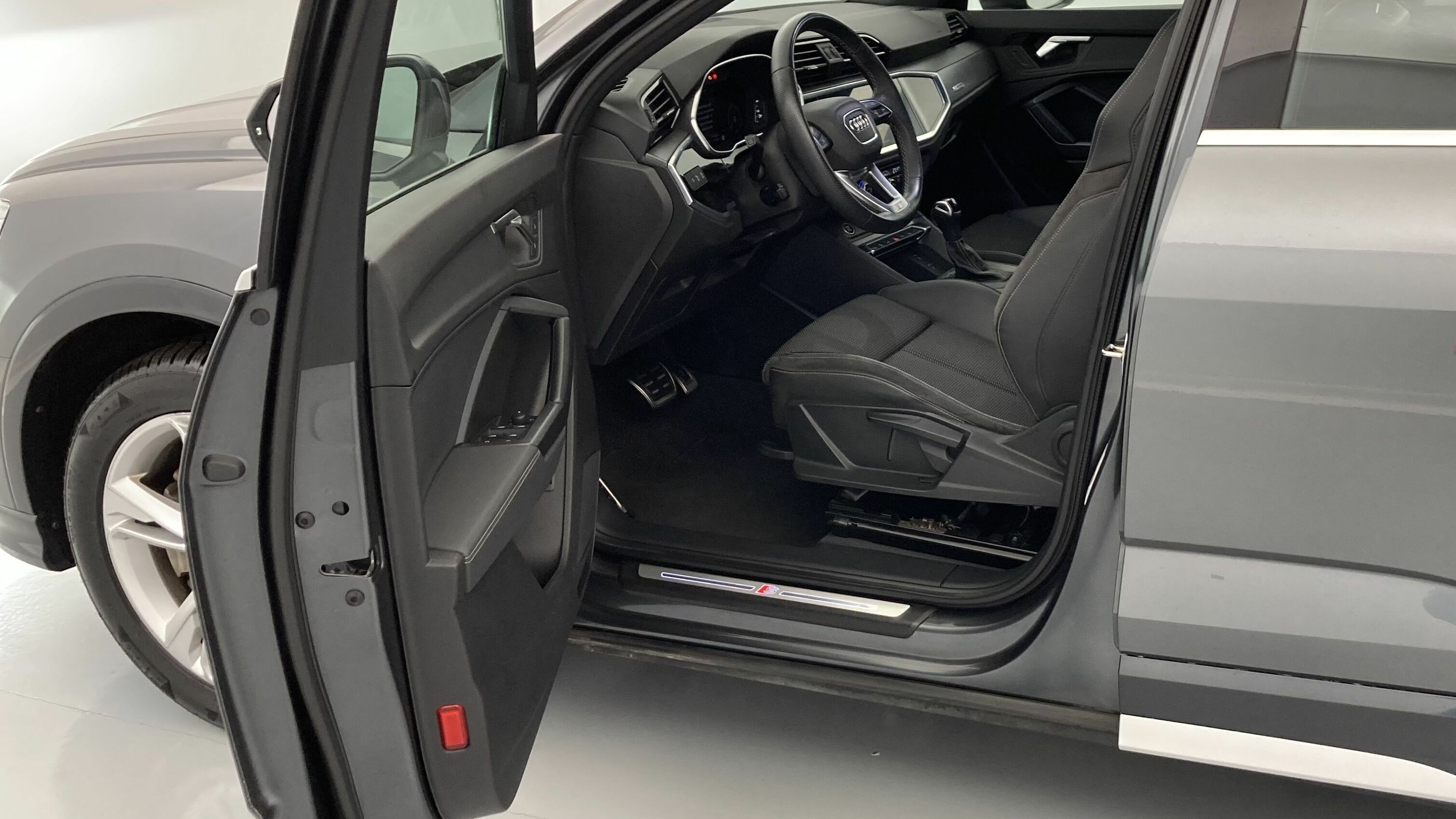 audi q3 sportback s line 45 TFSIE 245 STRONIC 2022 daytonagrau 14