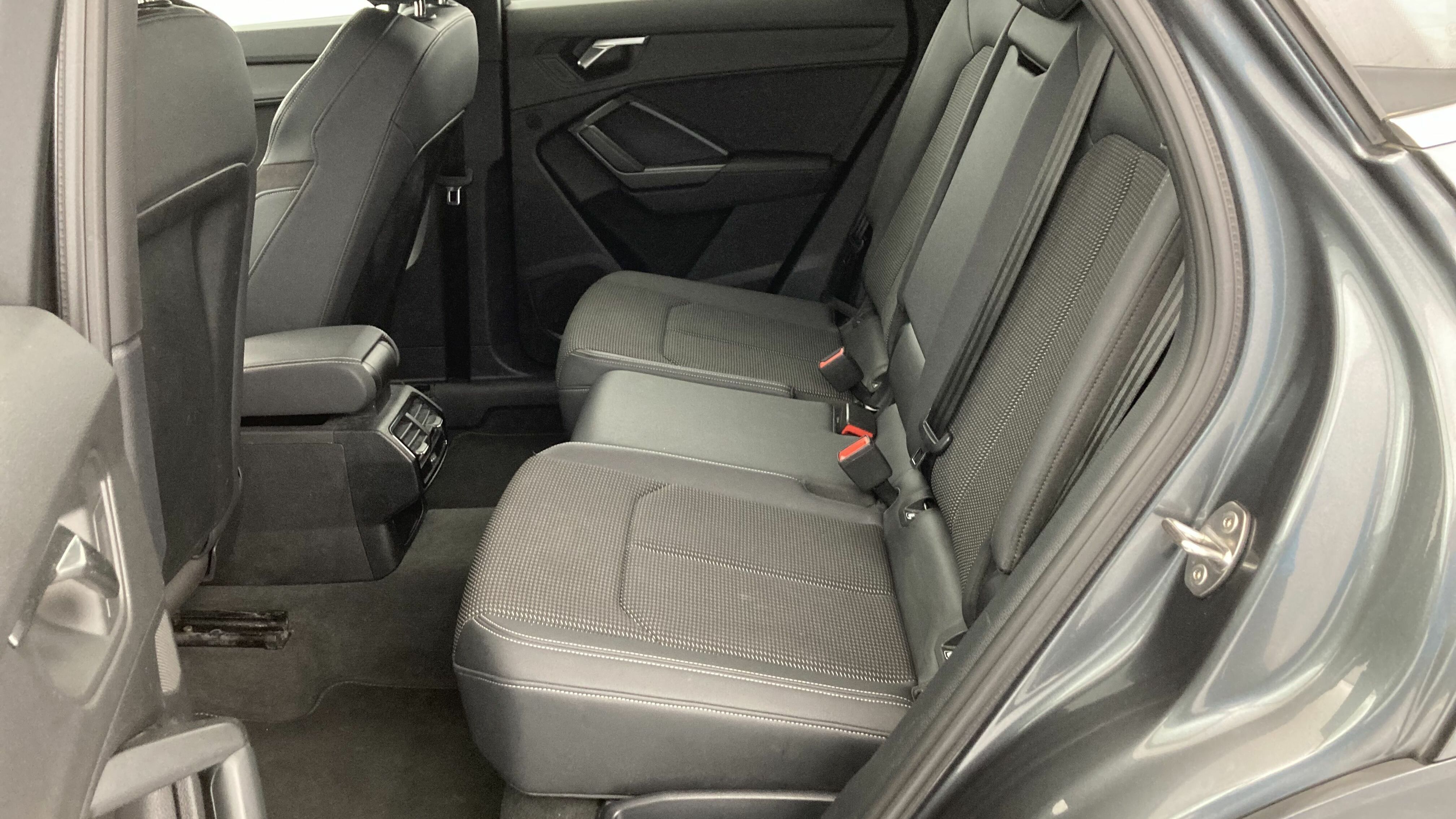 audi q3 sportback s line 45 TFSIE 245 STRONIC 2022 daytonagrau 22