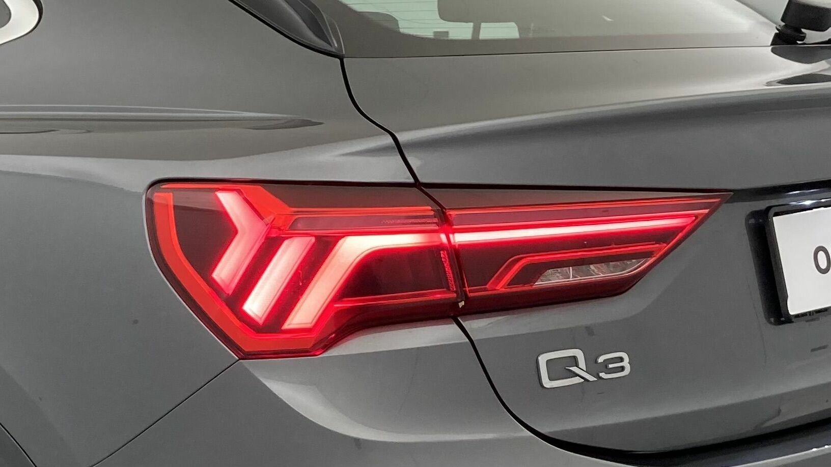 audi q3 sportback s line 45 TFSIE 245 STRONIC 2022 daytonagrau 31