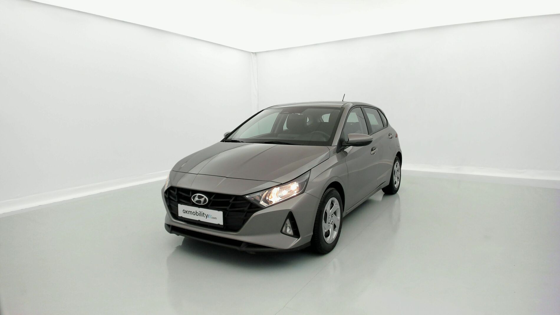 hyundai i20 classic plus 1.2 MPI 84 2022 sleek silver 1