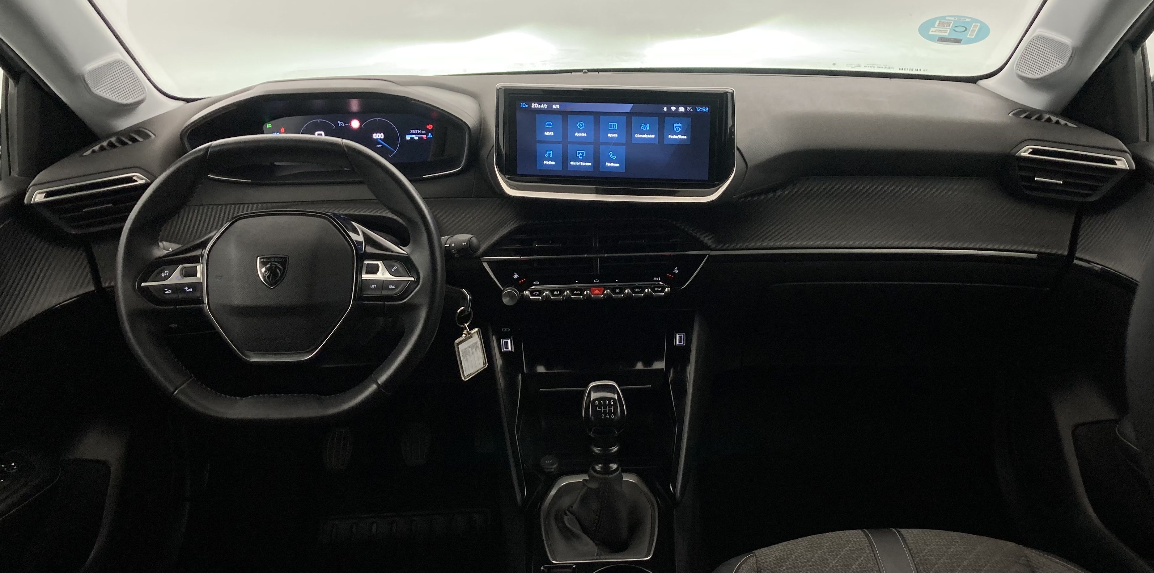 peugeot 208 allure 1.2 PURETECH 100 2024 blanco banquise 28